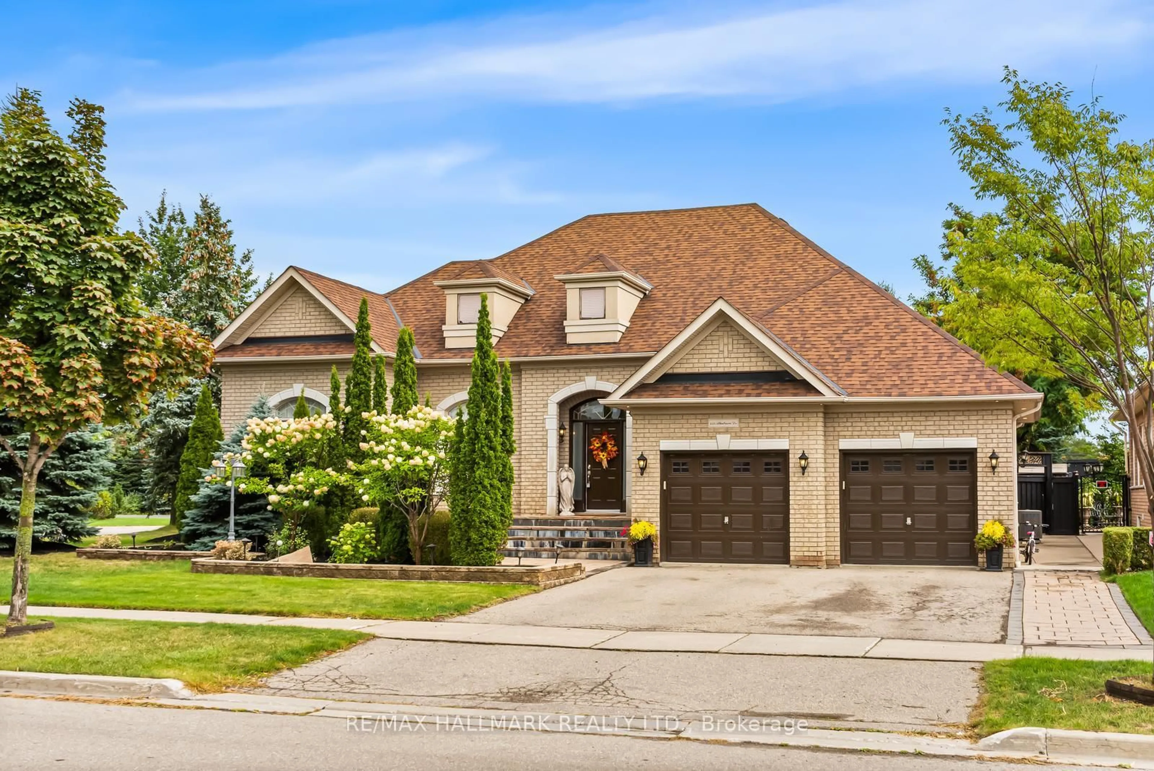 Home with brick exterior material, street for 452 Athabasca Dr, Vaughan Ontario L6A 3S2