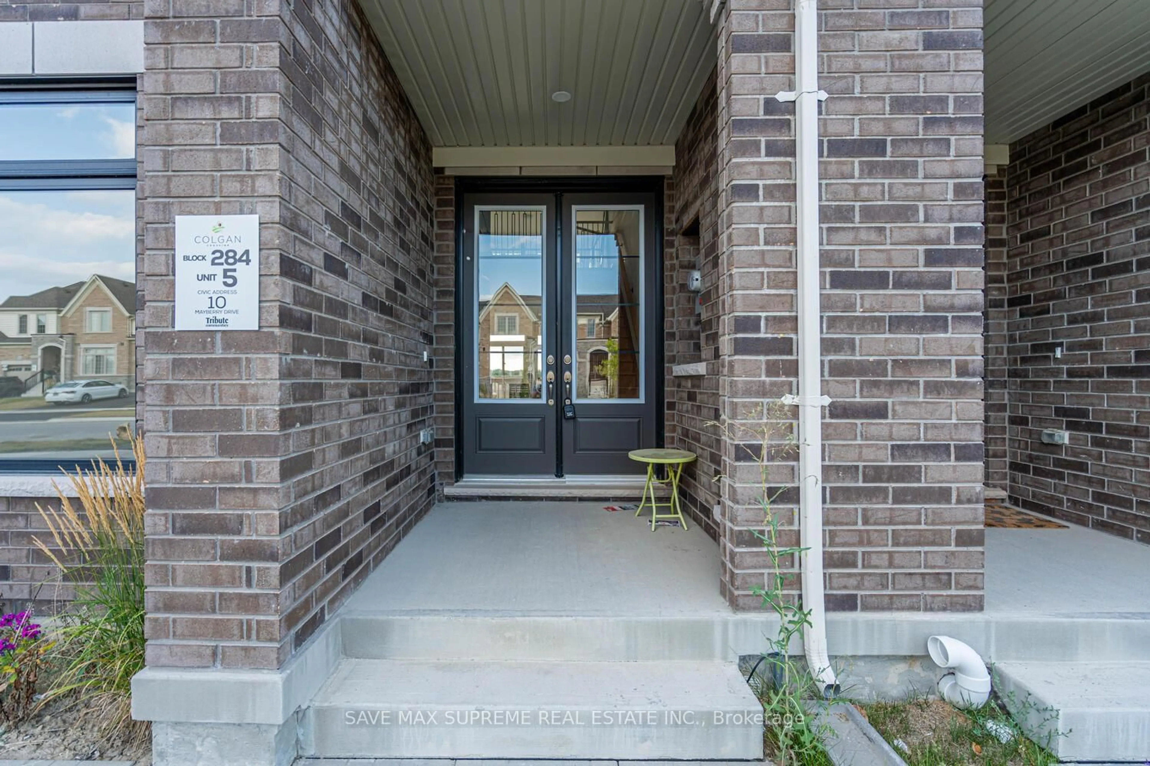 Indoor entryway for 5 Bayberry Dr, Adjala-Tosorontio Ontario L0G 1W0