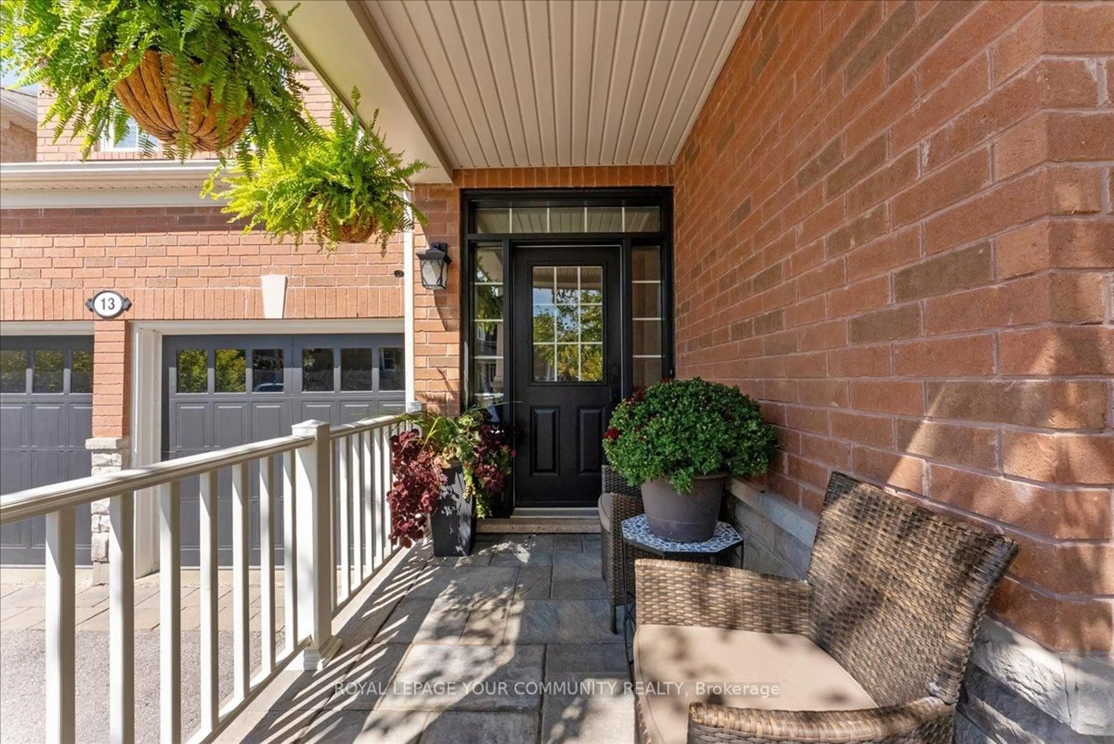 Indoor entryway for 13 Grice Circ, Whitchurch-Stouffville Ontario L4A 0V7