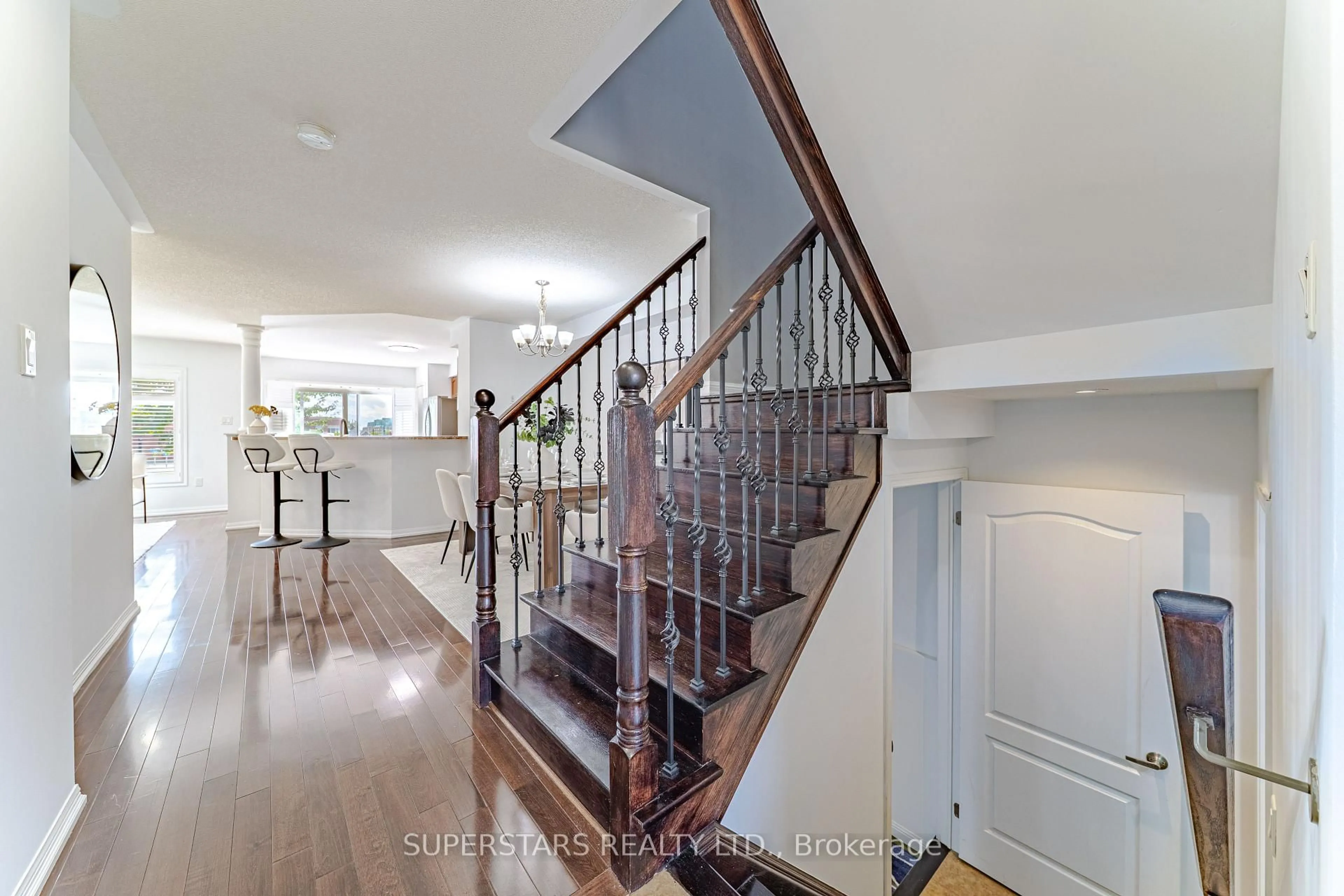 Unknown for 66 Fernglen Cres, Whitchurch-Stouffville Ontario L4A 0Z7