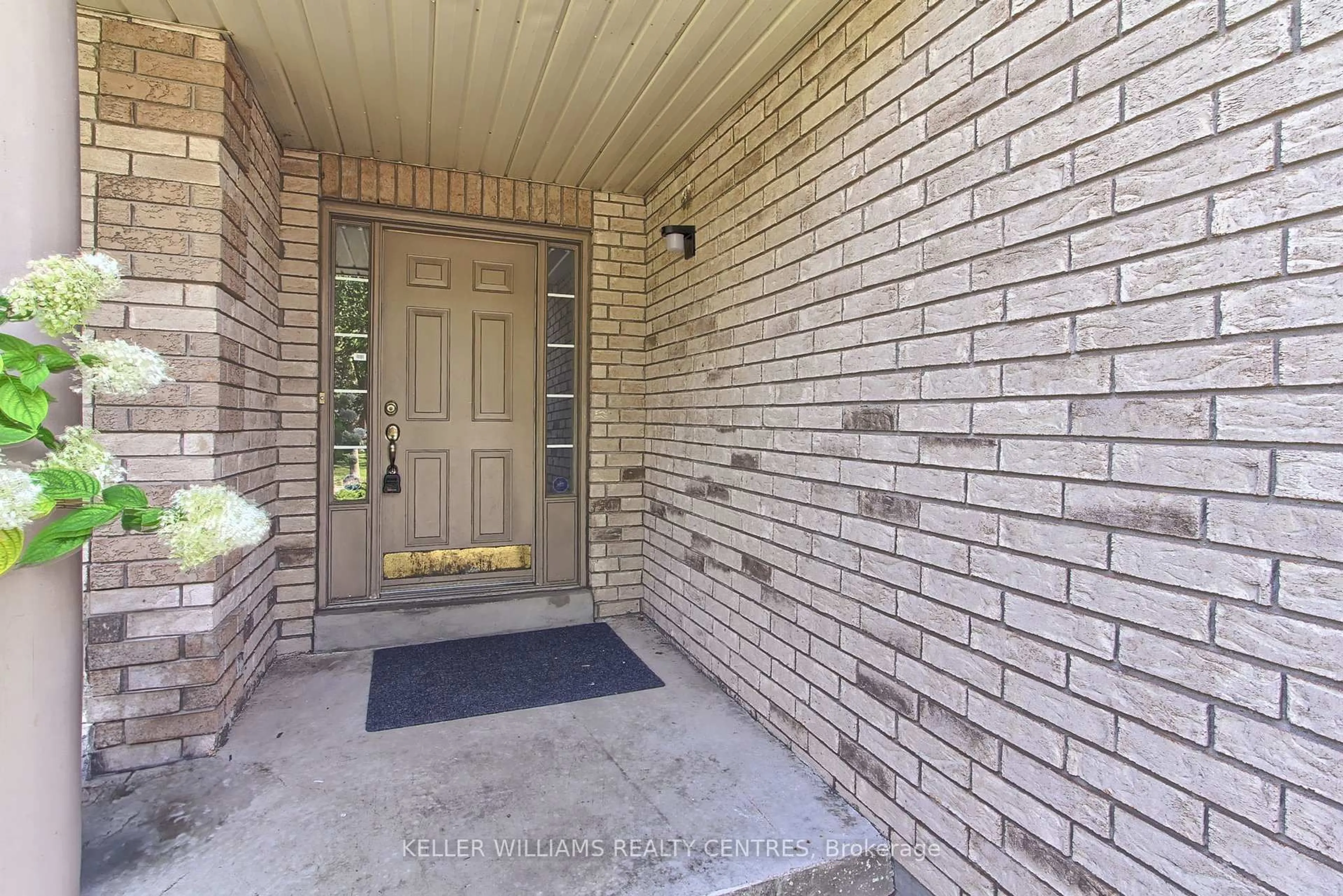 Unknown for 471 Binns Ave, Newmarket Ontario L3X 1T8
