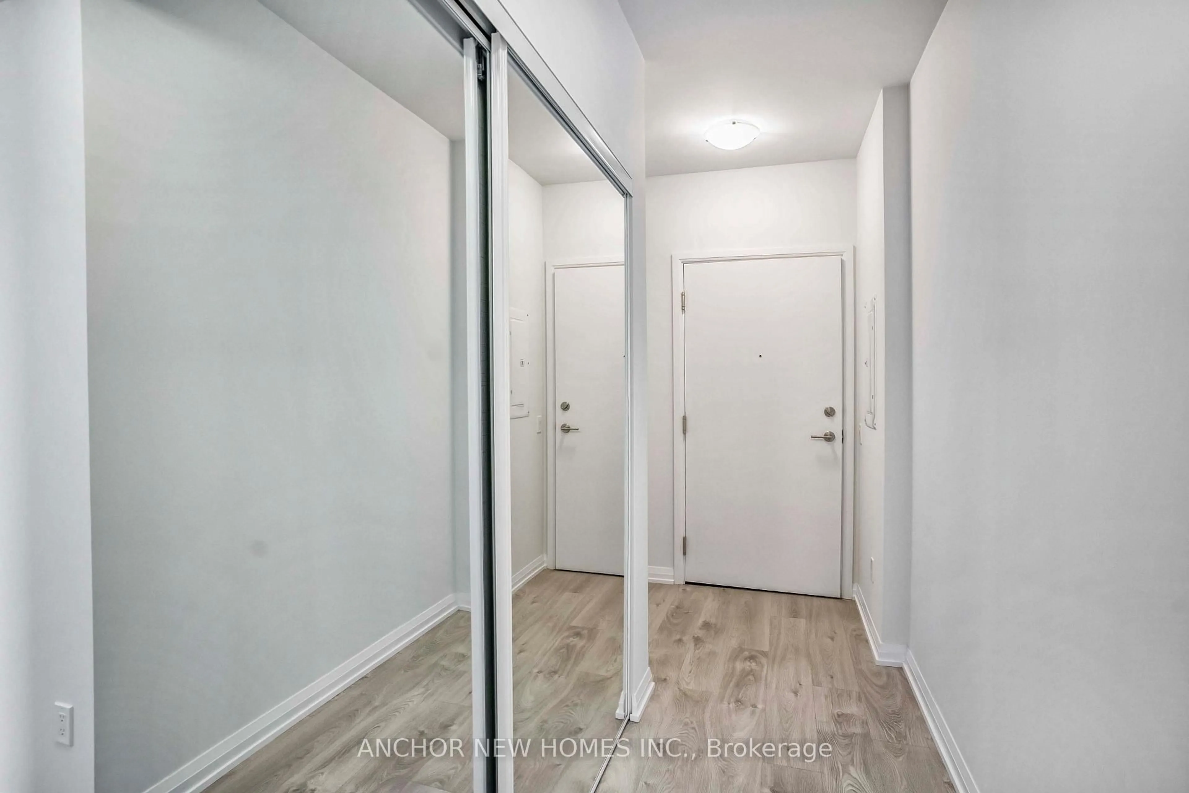 Unknown for 7895 Jane St #Lph10, Vaughan Ontario L4K 0K2