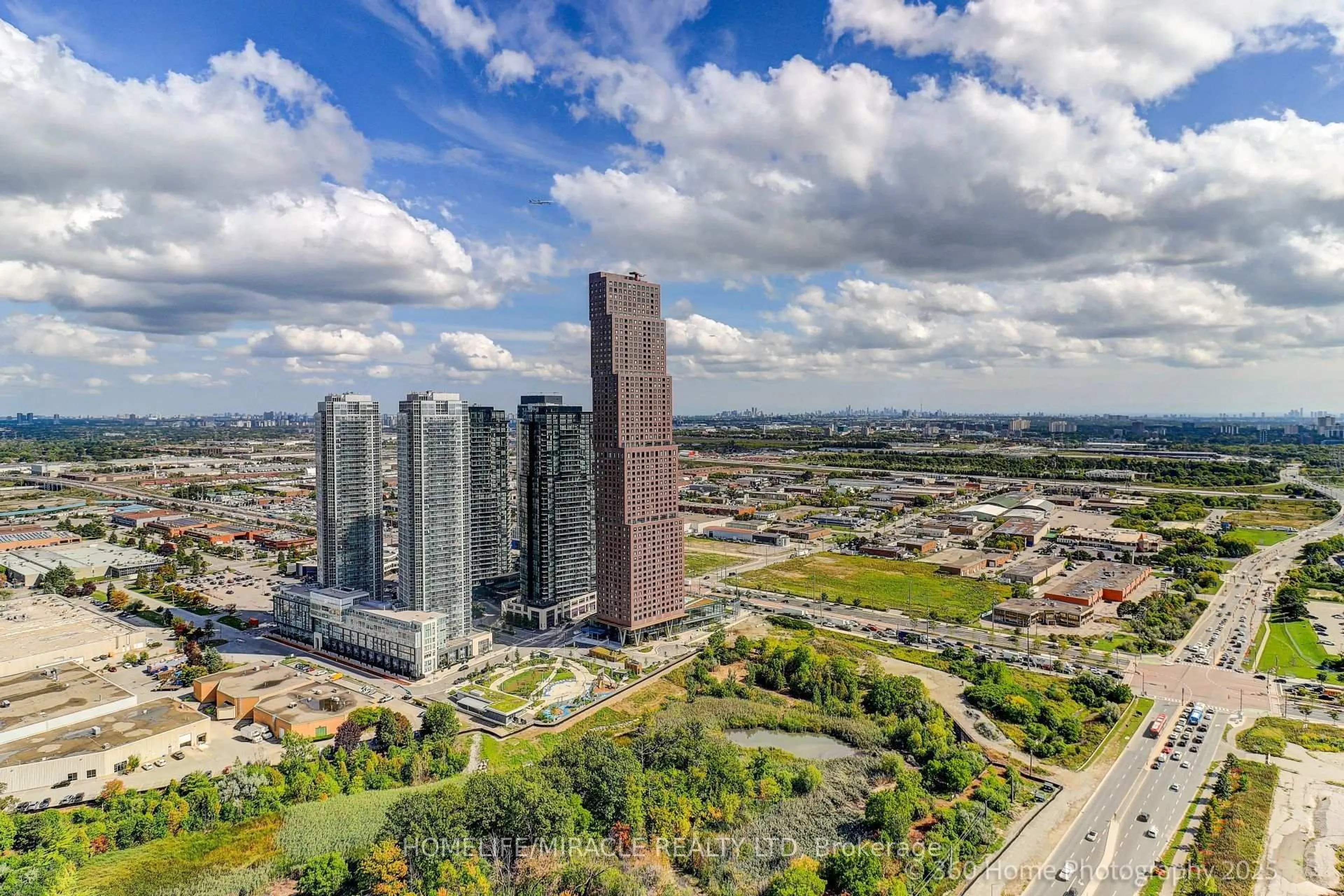 A pic from outside/outdoor area/front of a property/back of a property/a pic from drone, city buildings view from balcony for 7890 Jane St #4202, Vaughan Ontario L4K 0K9
