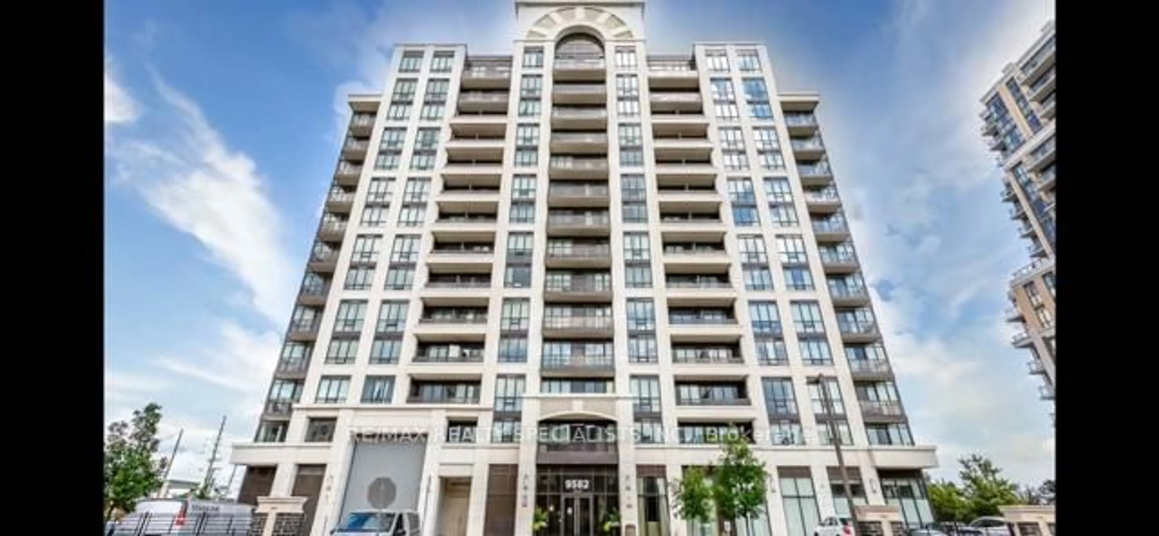 Indoor foyer for 9582 Markham Rd #910, Markham Ontario L6E 0T4