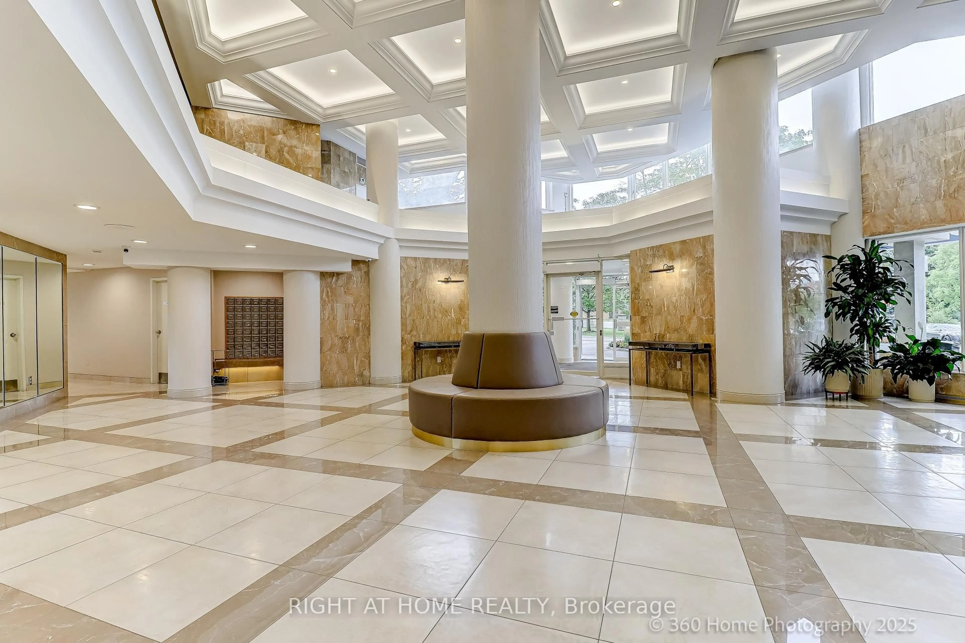 Lobby for 1 Clark Ave #912, Vaughan Ontario L4J 7Y6