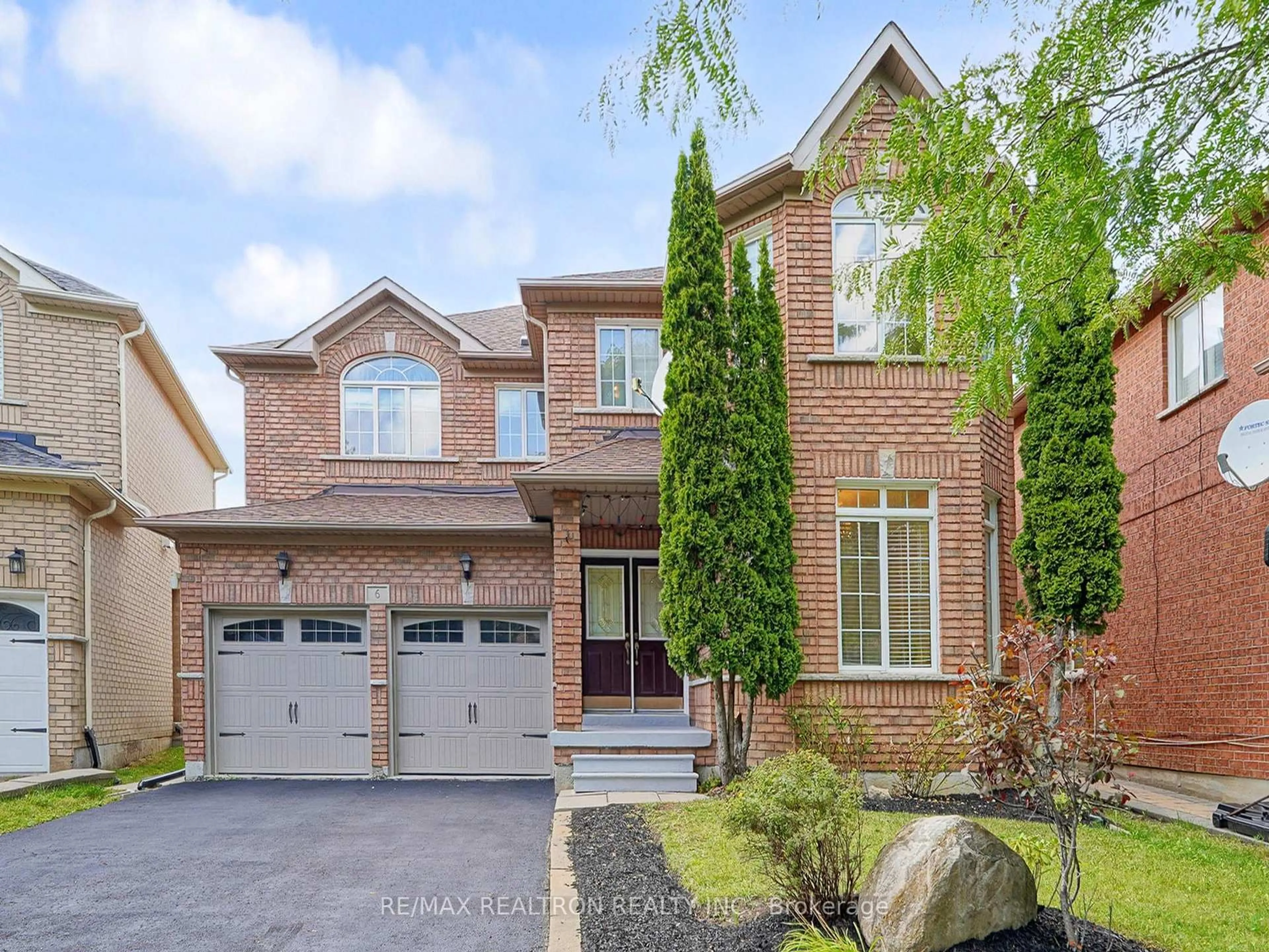 Home with brick exterior material, street for 6 Rouge Fairway St, Markham Ontario L3S 4H5