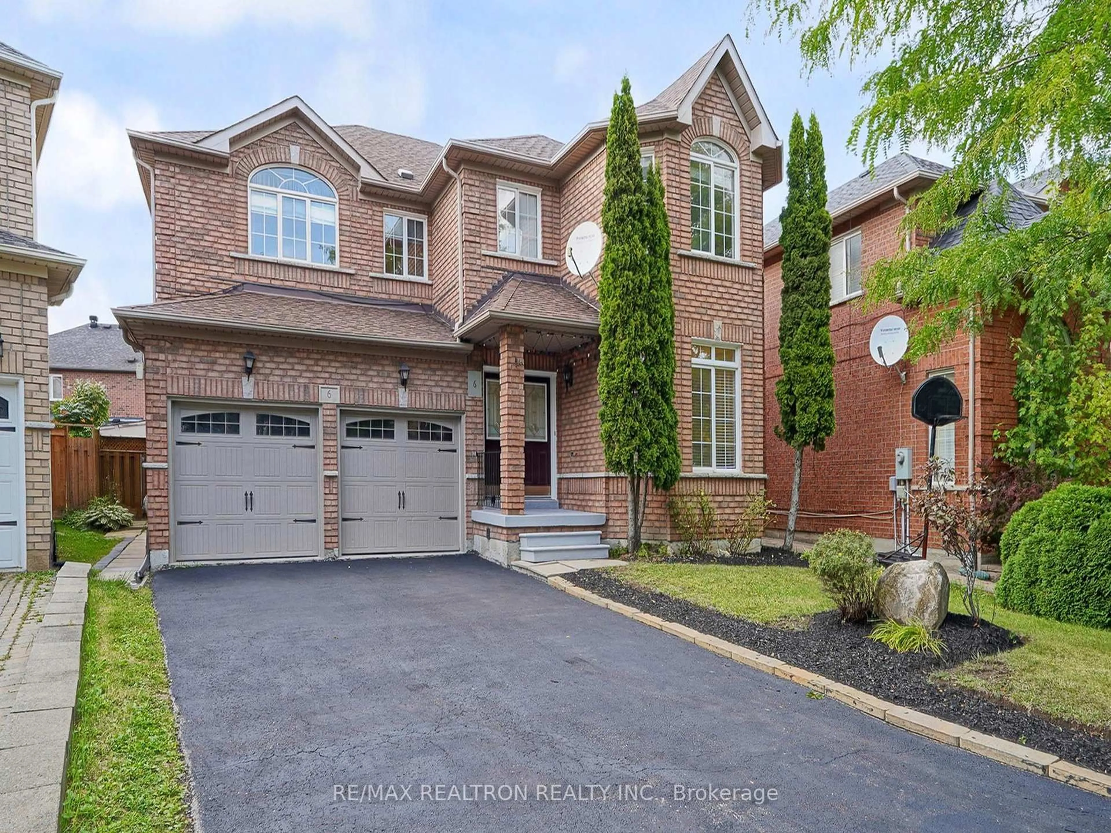 Home with brick exterior material, street for 6 Rouge Fairway St, Markham Ontario L3S 4H5