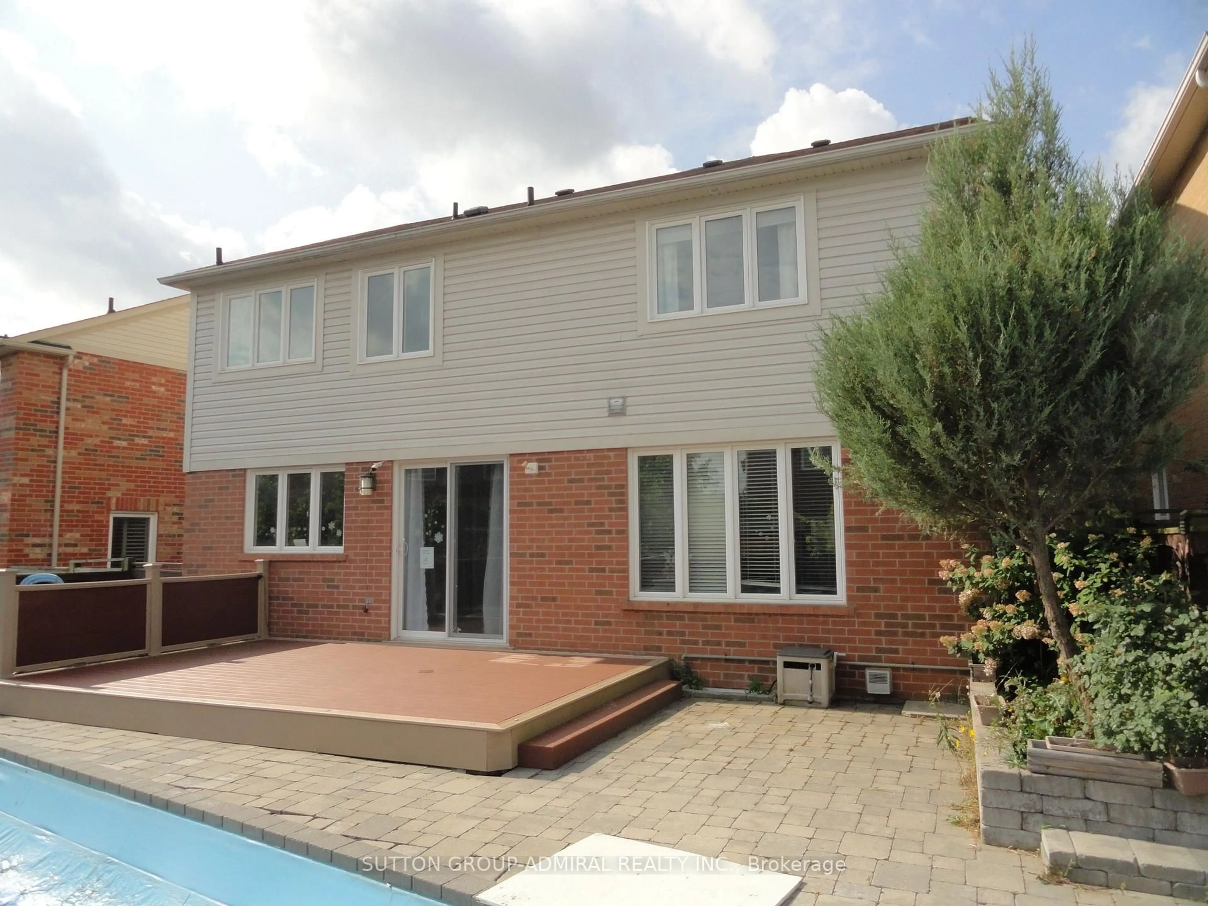 Home with brick exterior material, street for 25 Cliff Gunn Rd, Newmarket Ontario L3X 3J8