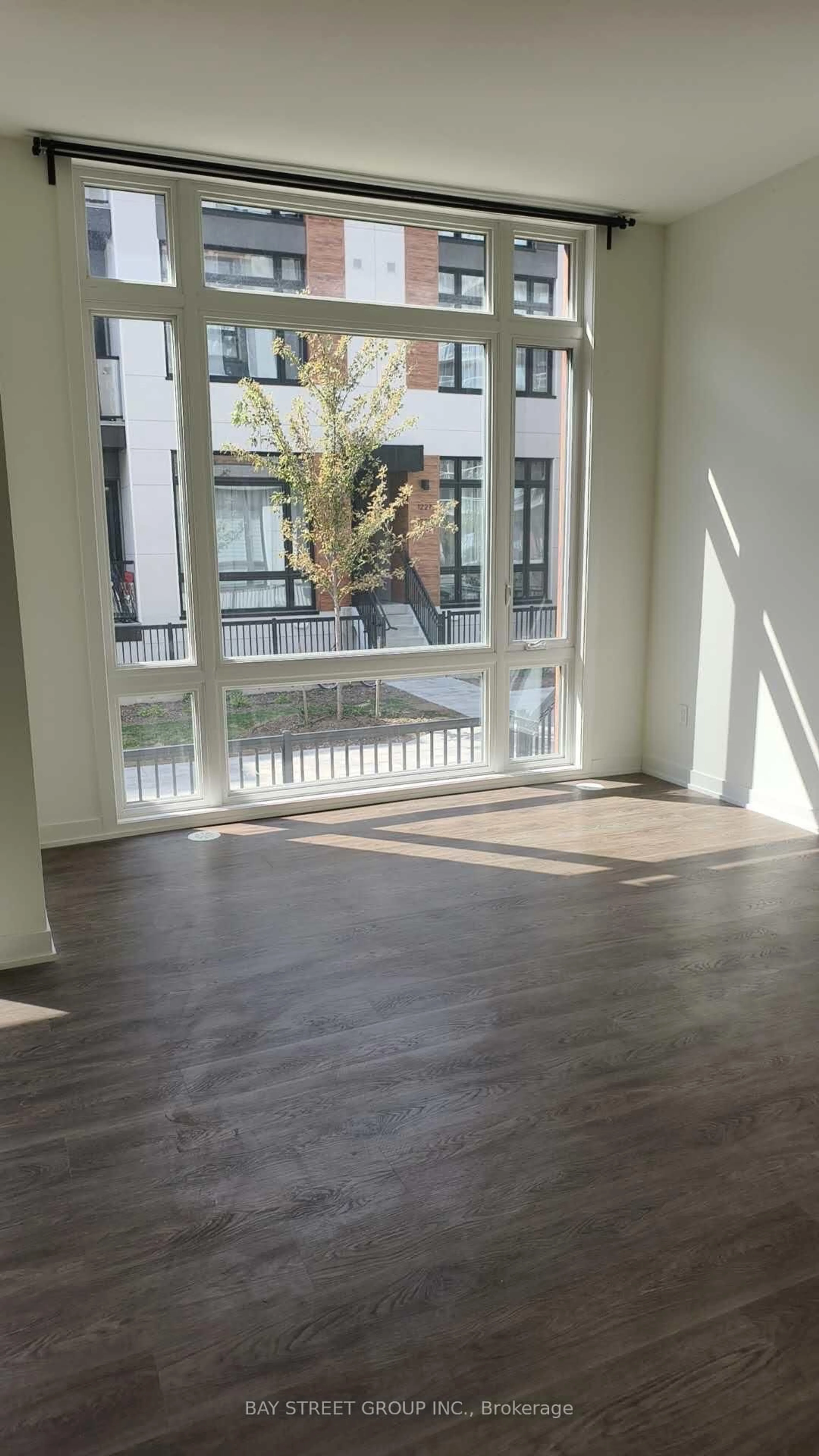 A pic of a room for 12 David Eyer Rd, Richmond Hill Ontario L4S 0N4