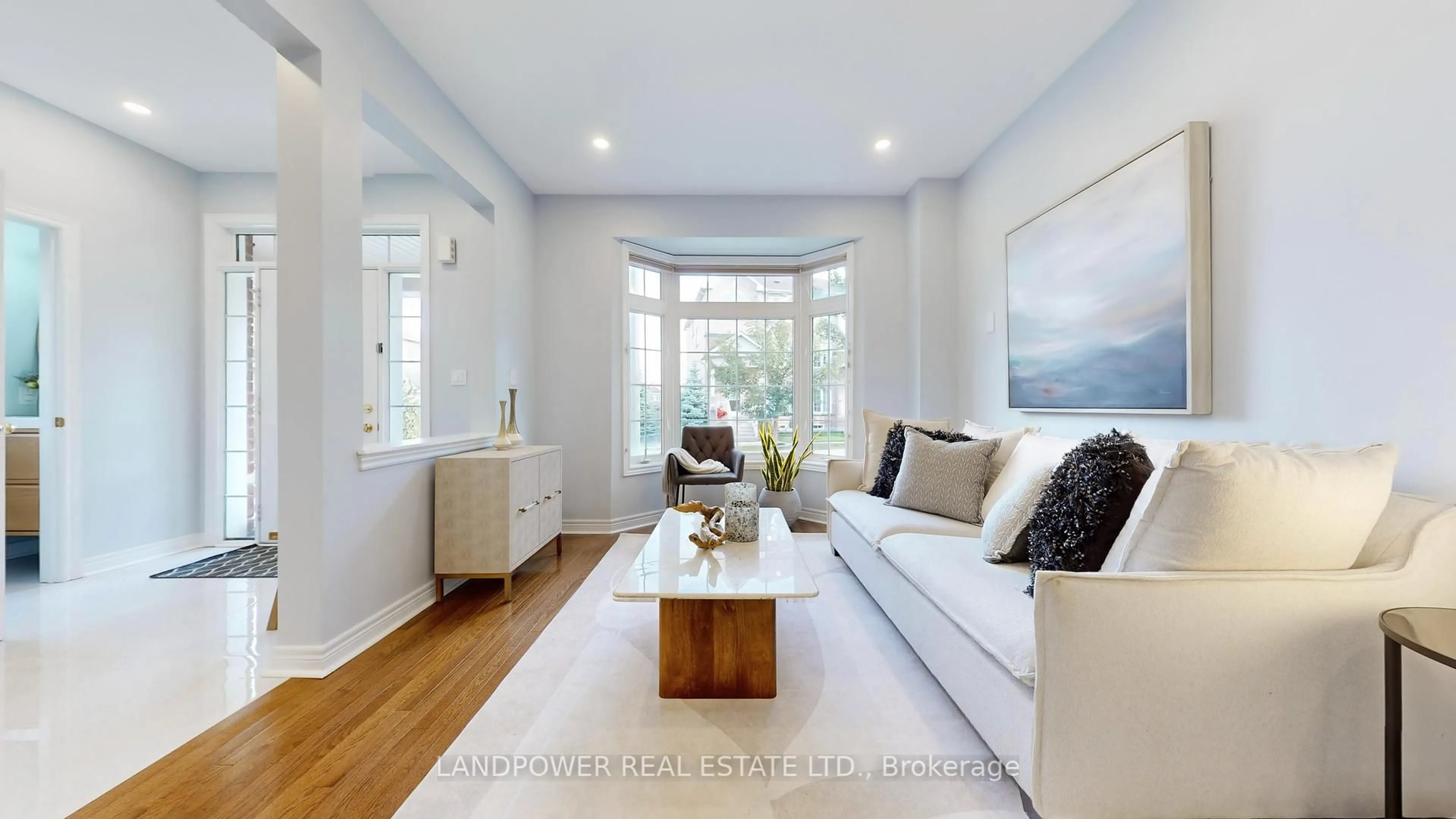 Living room with furniture, wood/laminate floor for 6 Pyneside St, Markham Ontario L6B 0R6