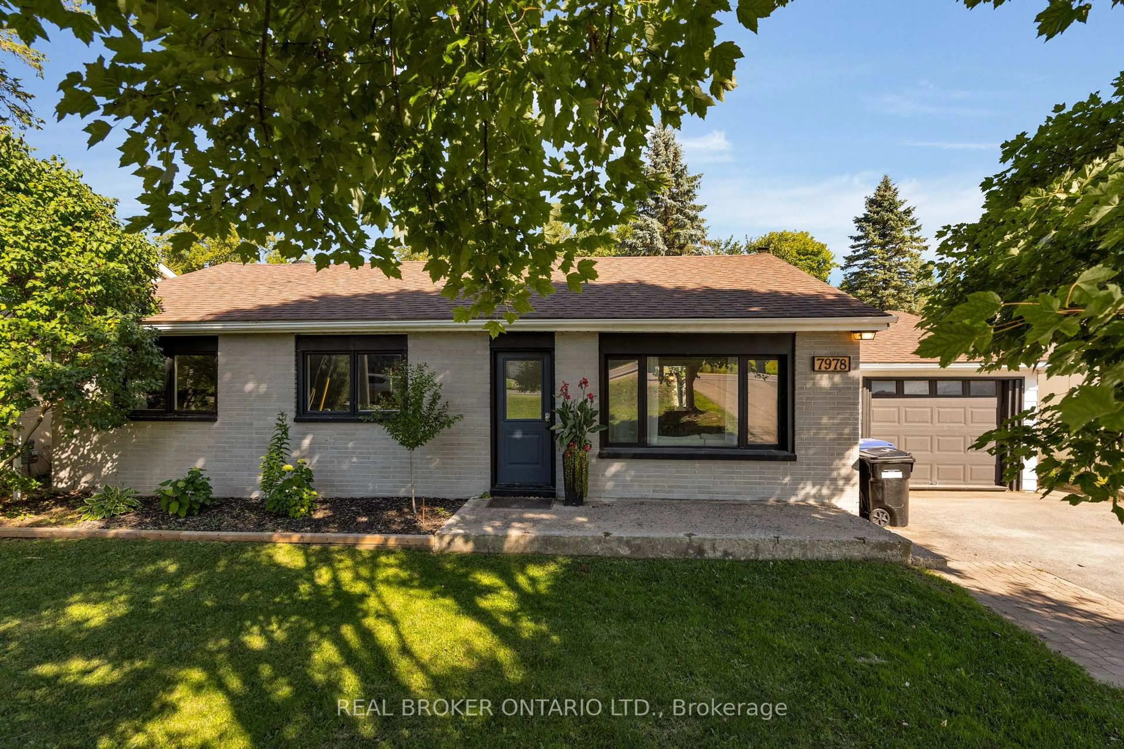 Unknown for 7978 Main St, Adjala-Tosorontio Ontario L0M 1J0