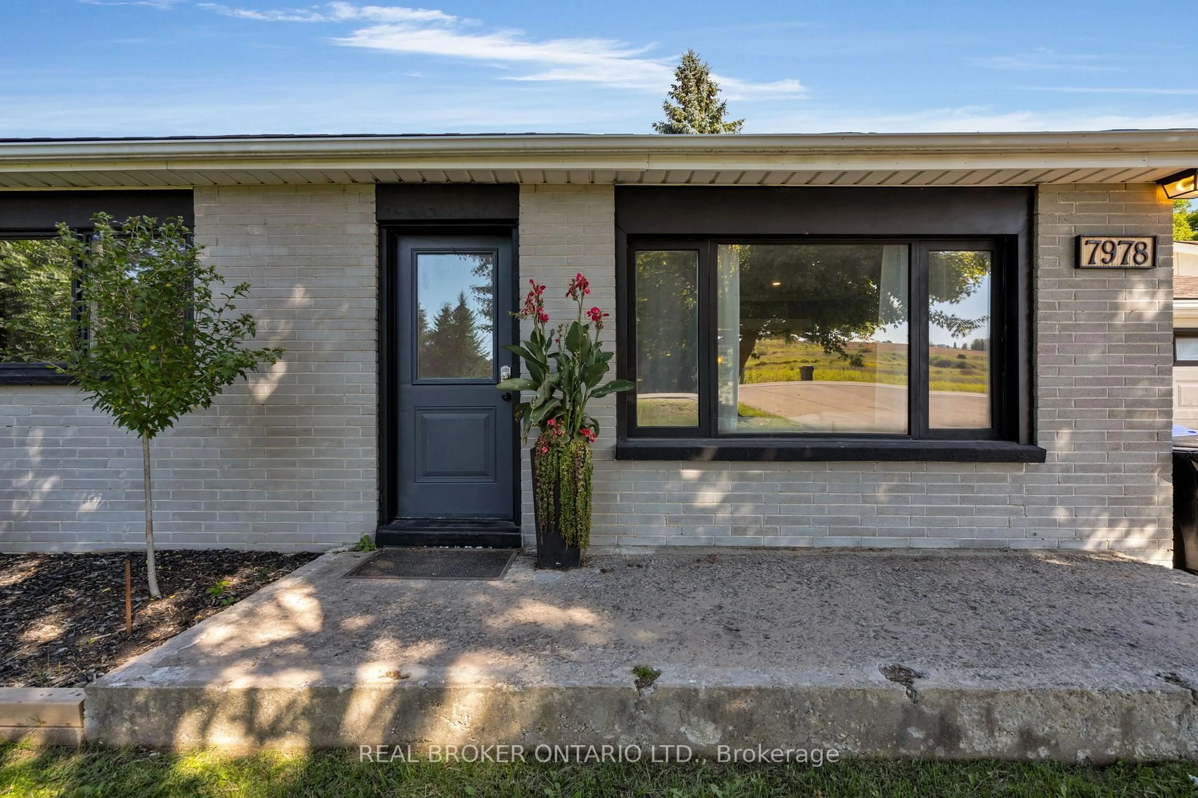 Unknown for 7978 Main St, Adjala-Tosorontio Ontario L0M 1J0