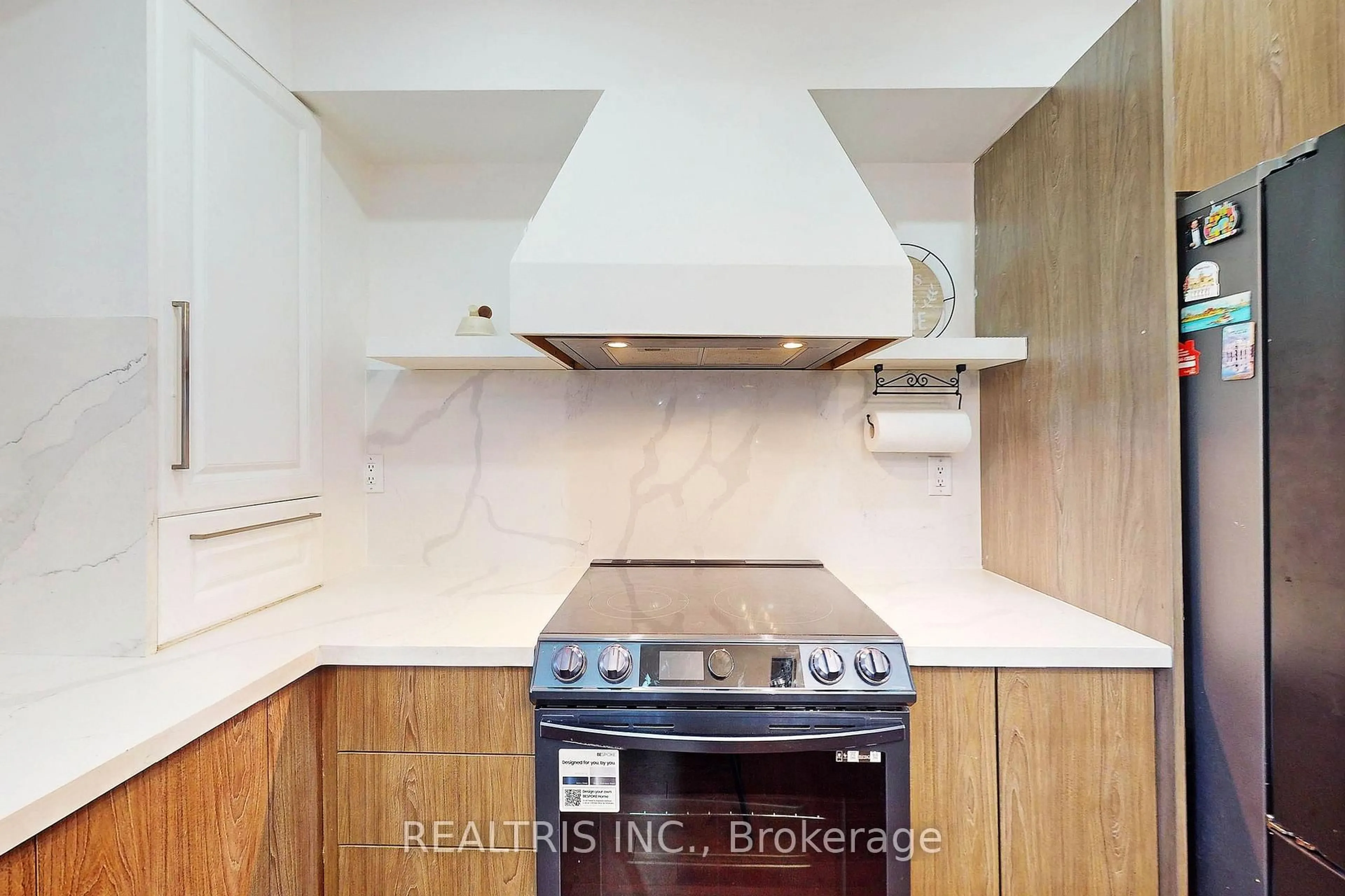 Standard kitchen, ceramic/tile floor for 12339 Ninth Line, Whitchurch-Stouffville Ontario L4A 1C2