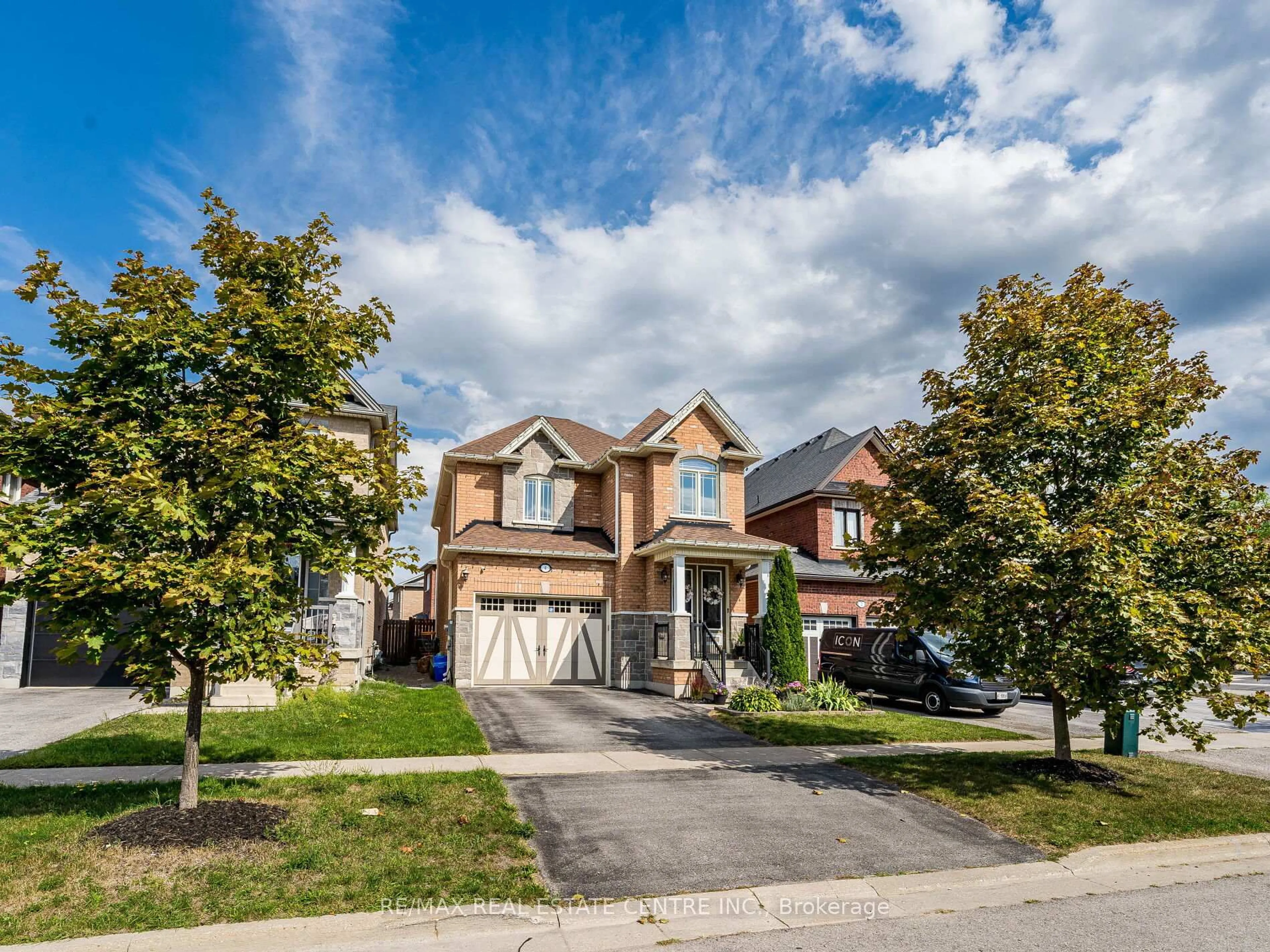 Home with brick exterior material, street for 4 Morrison Ave, New Tecumseth Ontario L9R 0H4