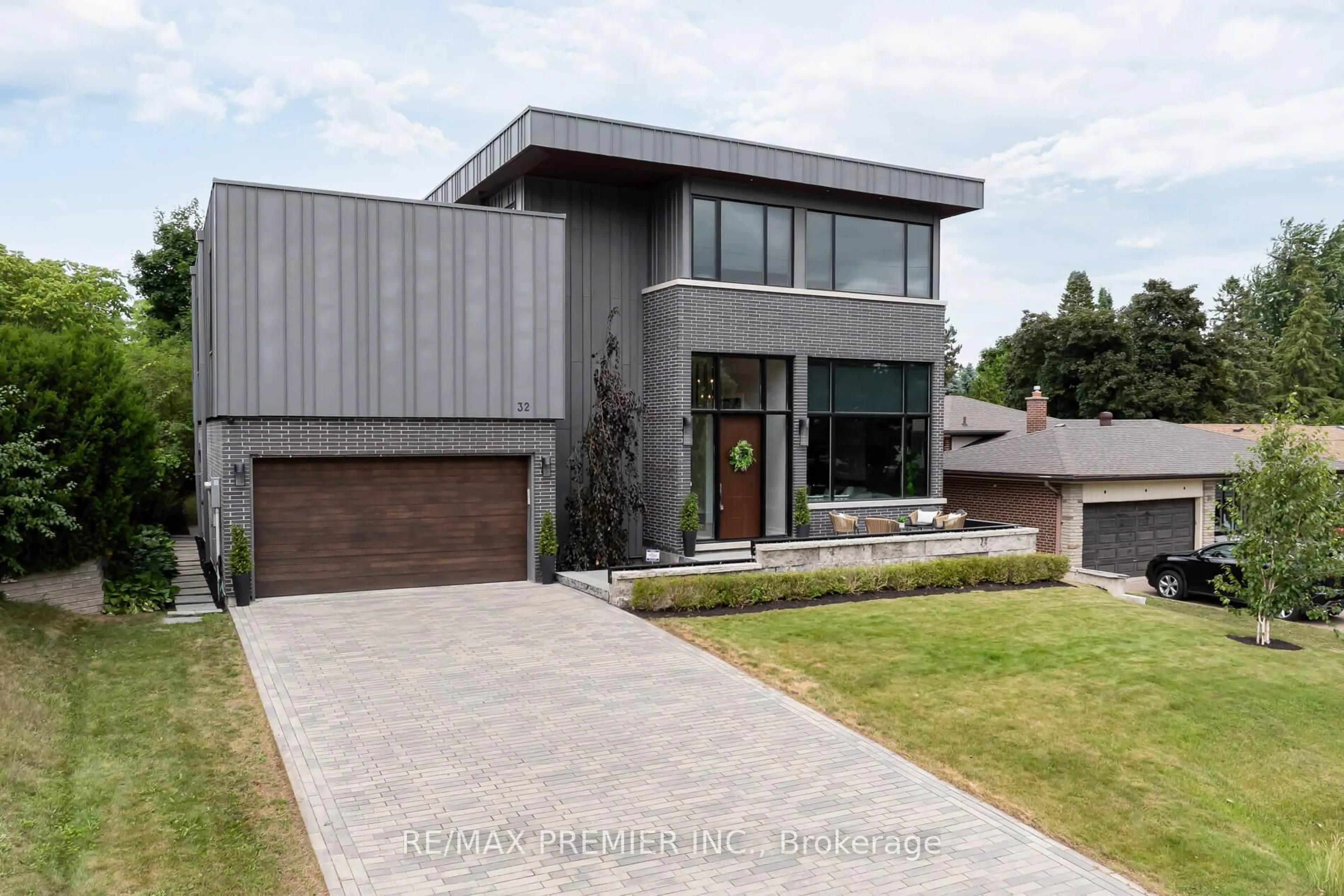 Home with brick exterior material, street for 32 Sevilla Blvd, Vaughan Ontario L0J 1C0