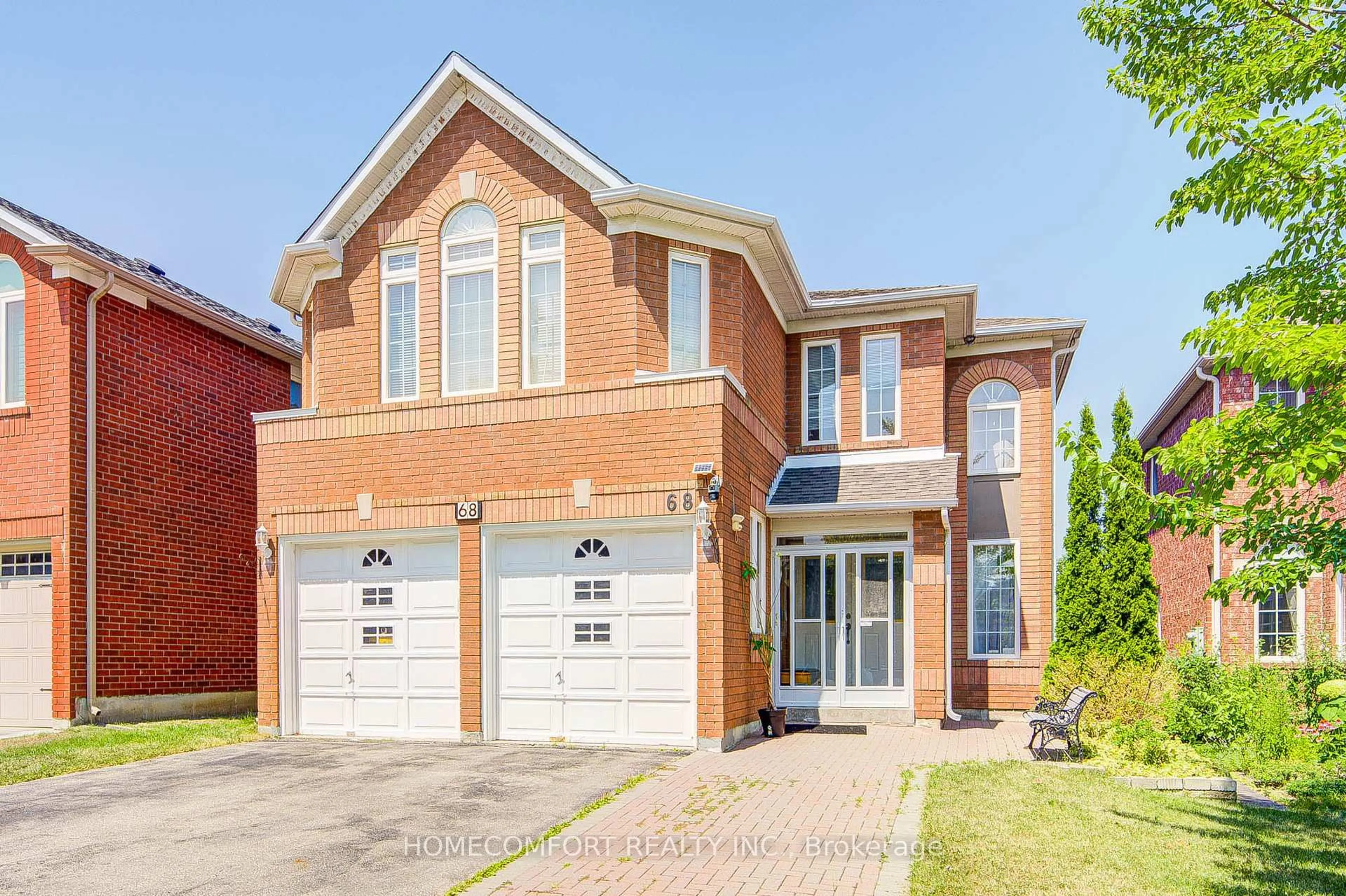 Home with brick exterior material, street for 68 Redstone Rd, Richmond Hill Ontario L4S 1S3