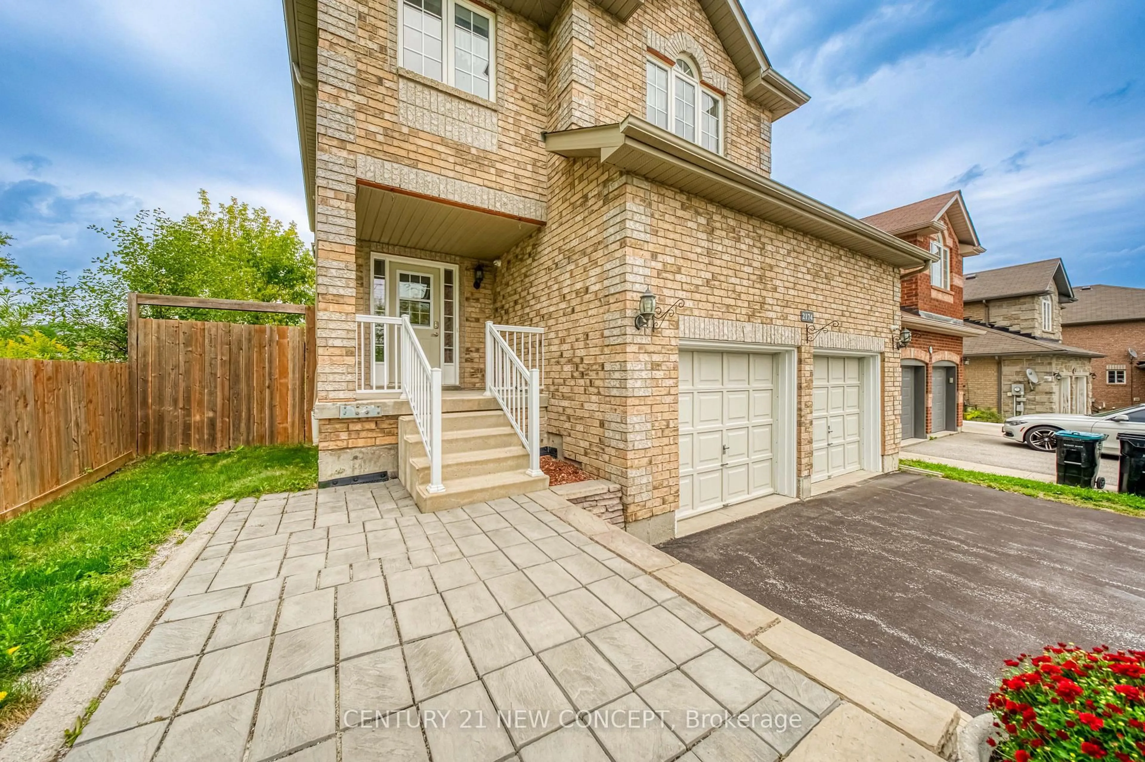 Home with brick exterior material, street for 2174 Taggart Crt, Innisfil Ontario L9S 0C4