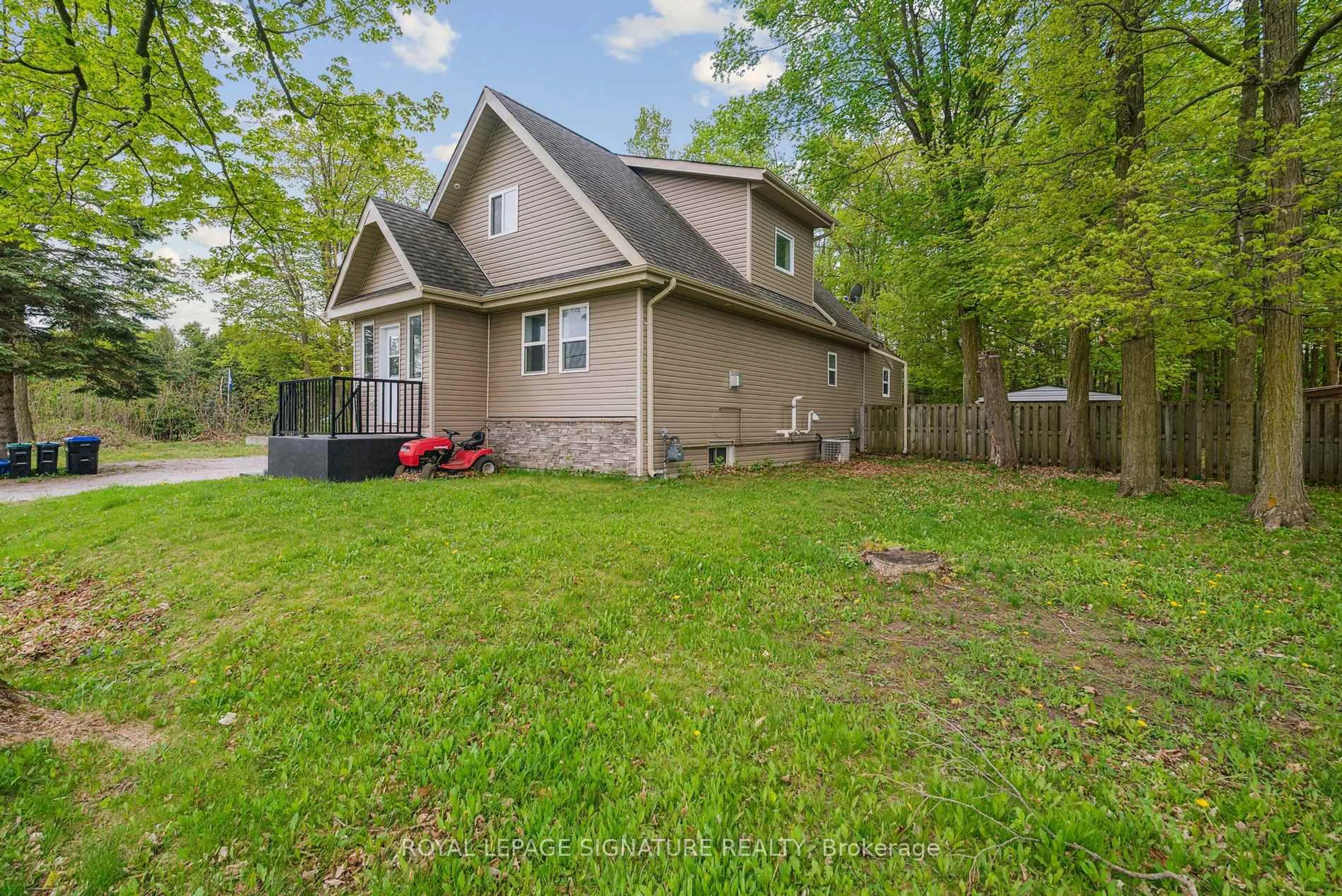 Unknown for 4290 Yonge St, Bradford West Gwillimbury Ontario L0L 1R0