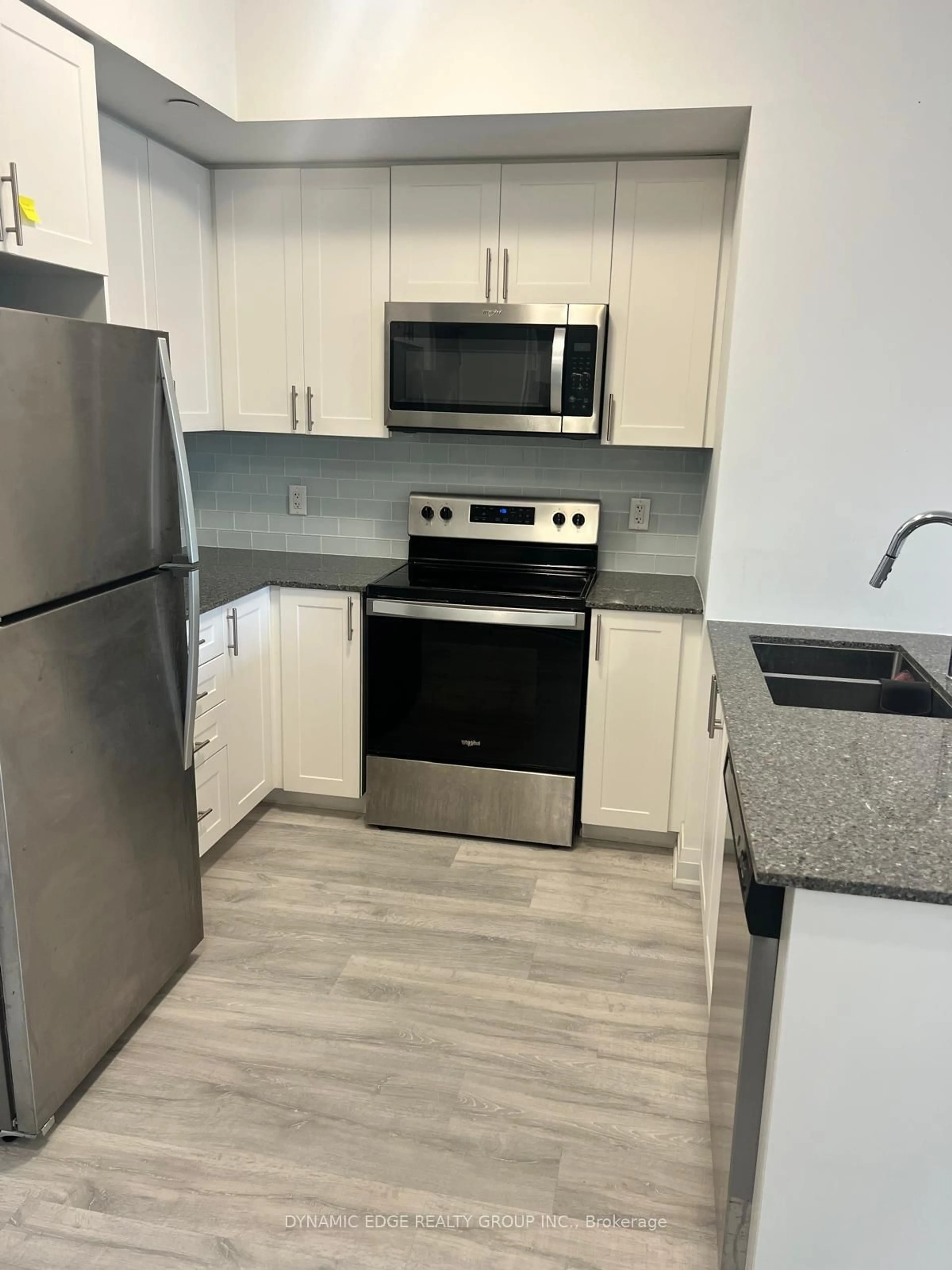 Standard kitchen, unknown for 9700 Ninth Line #208, Markham Ontario L6B 1A8