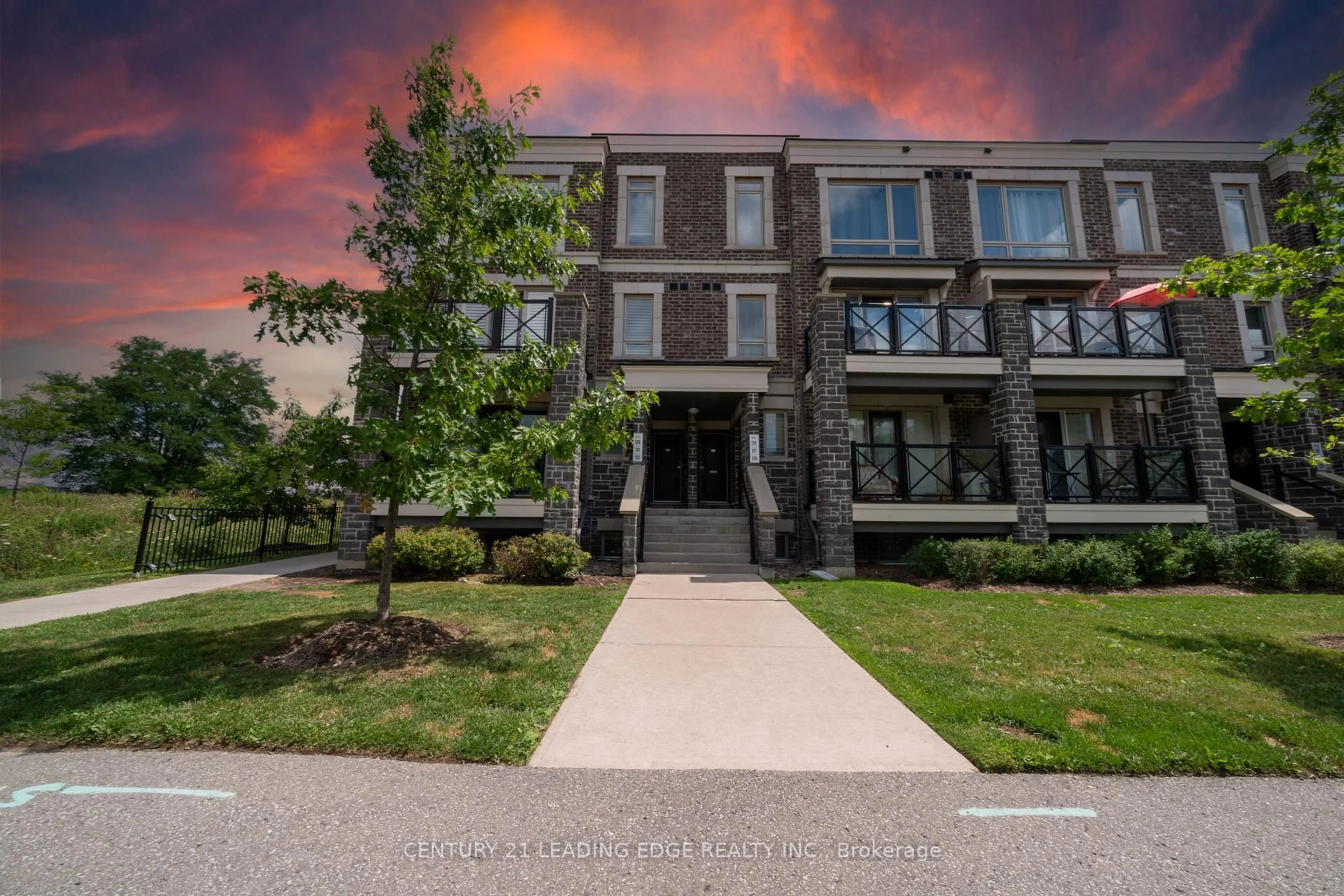Unknown for 2 Dunsheath Way #132, Markham Ontario L6B 1N3