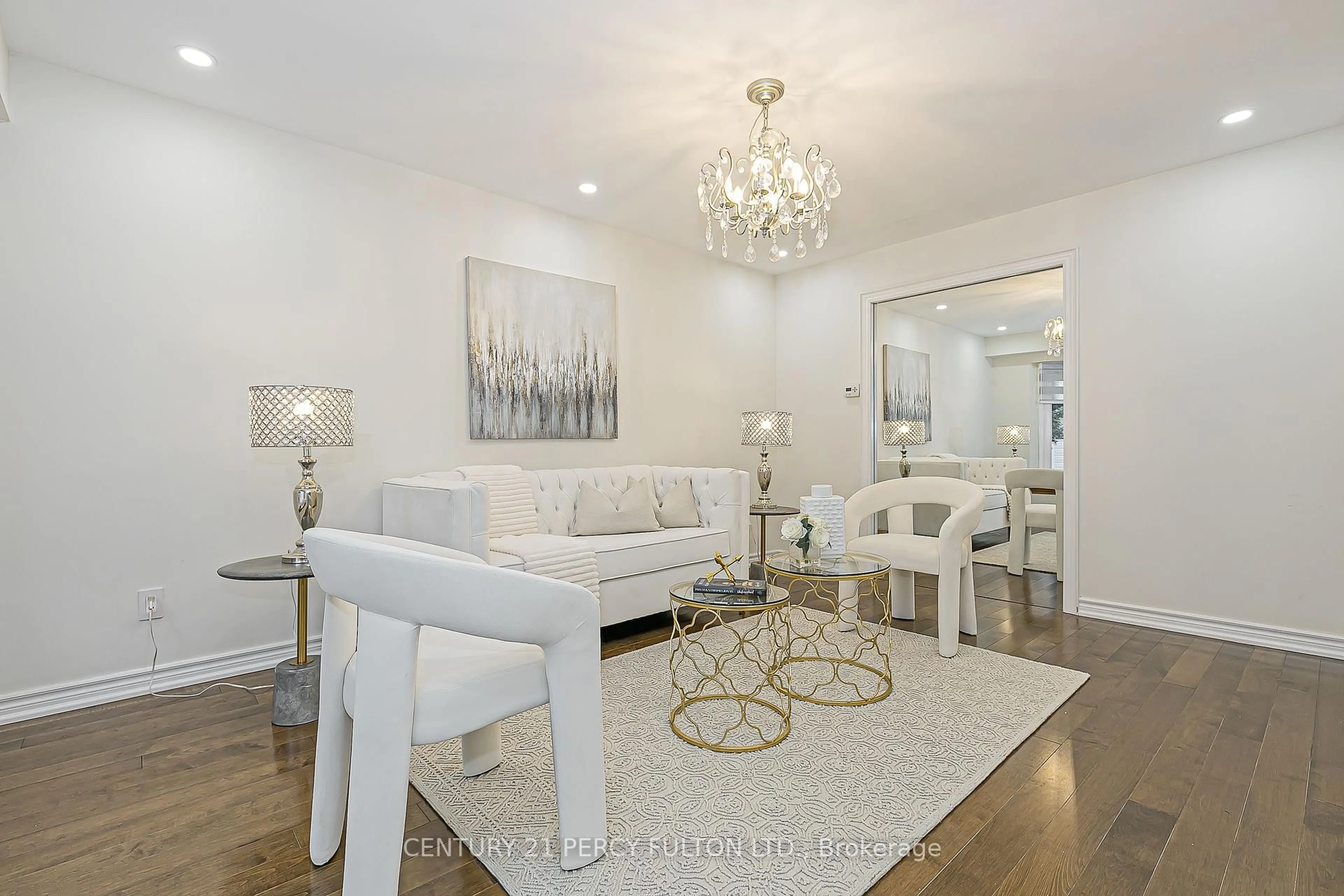 Living room with furniture, unknown for 85 Havagal Cres, Markham Ontario L3P 7G6