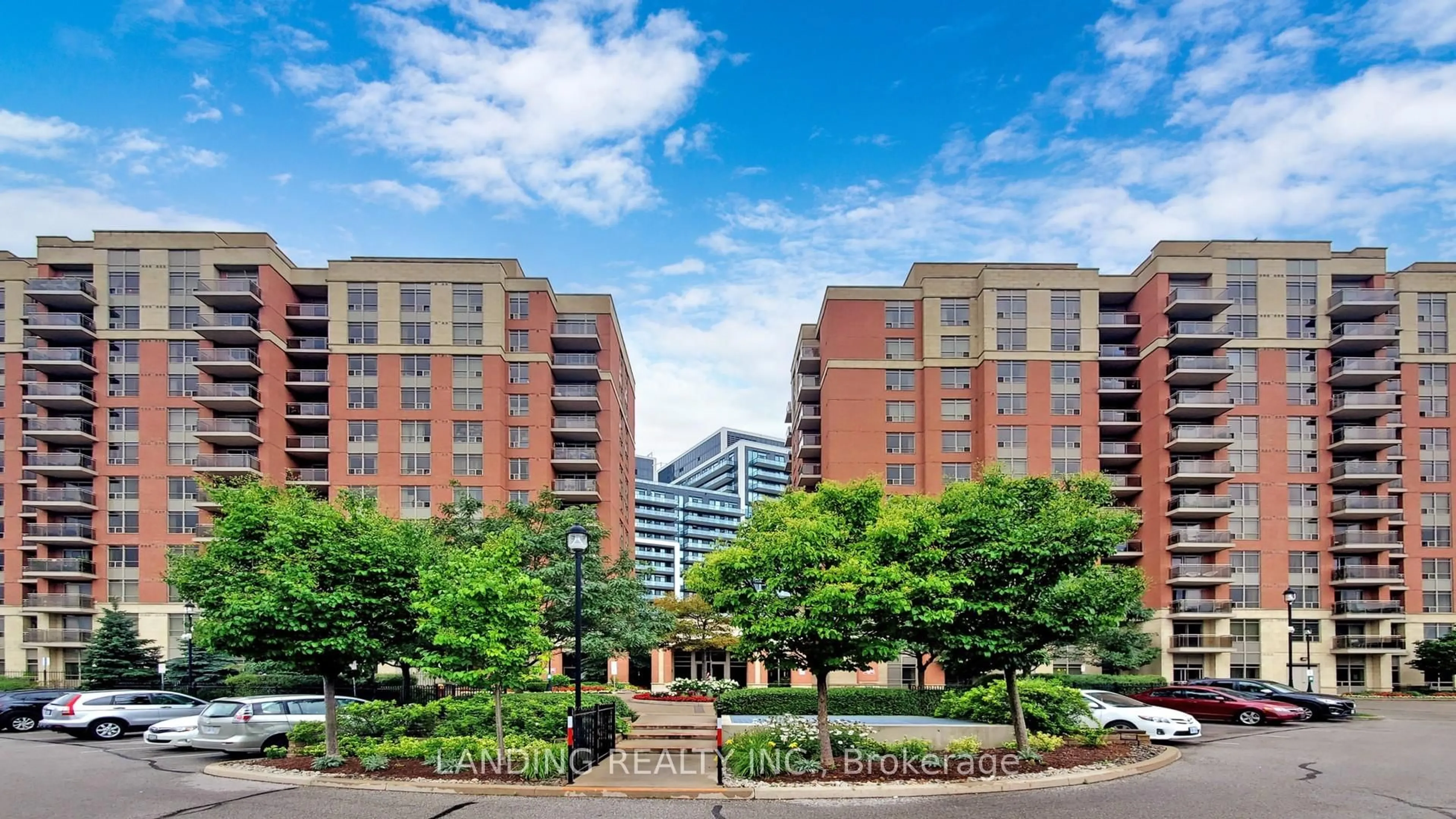 Unknown for 75 King William Cres #411, Richmond Hill Ontario L4B 0C1