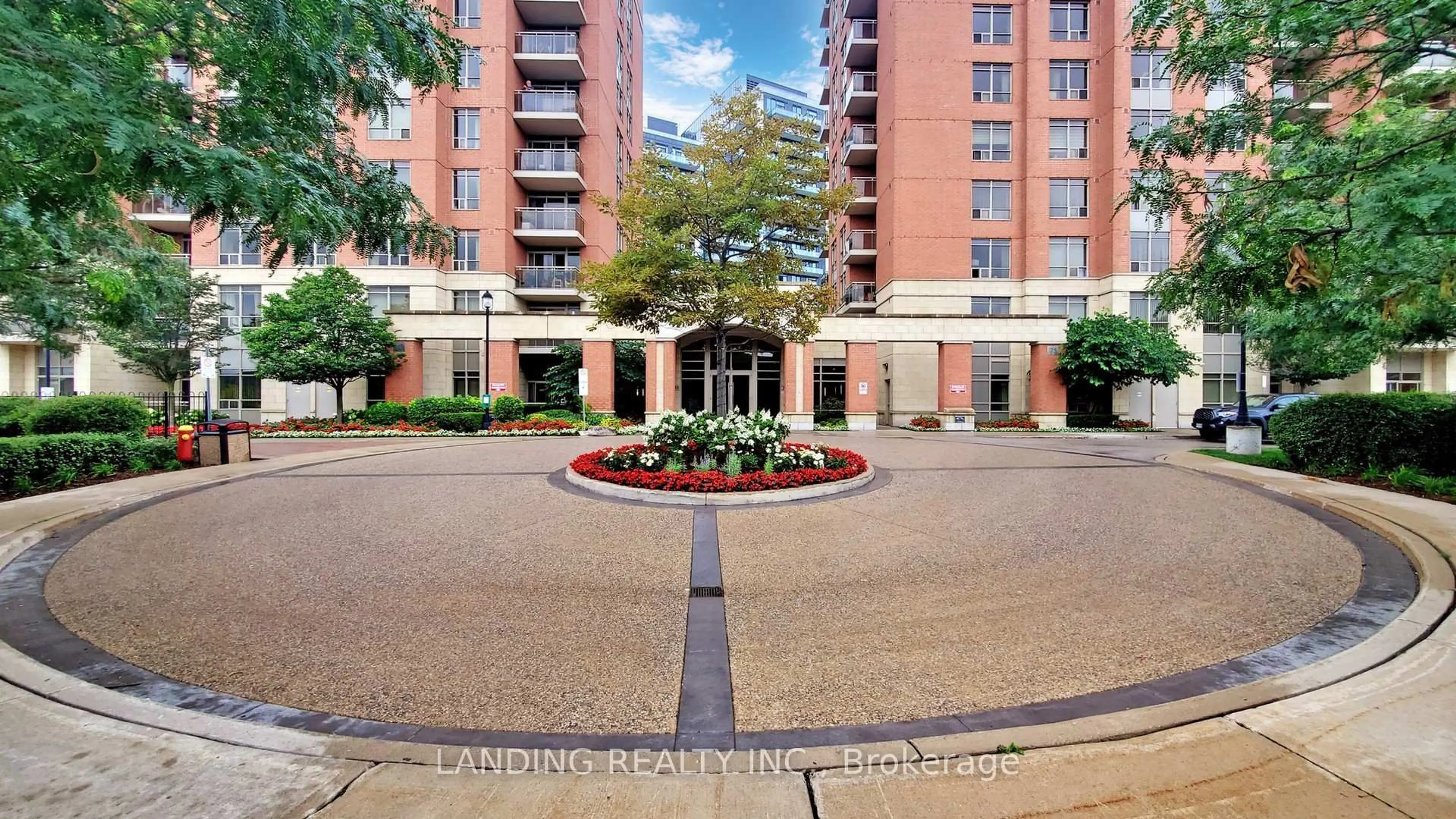 Unknown for 75 King William Cres #411, Richmond Hill Ontario L4B 0C1