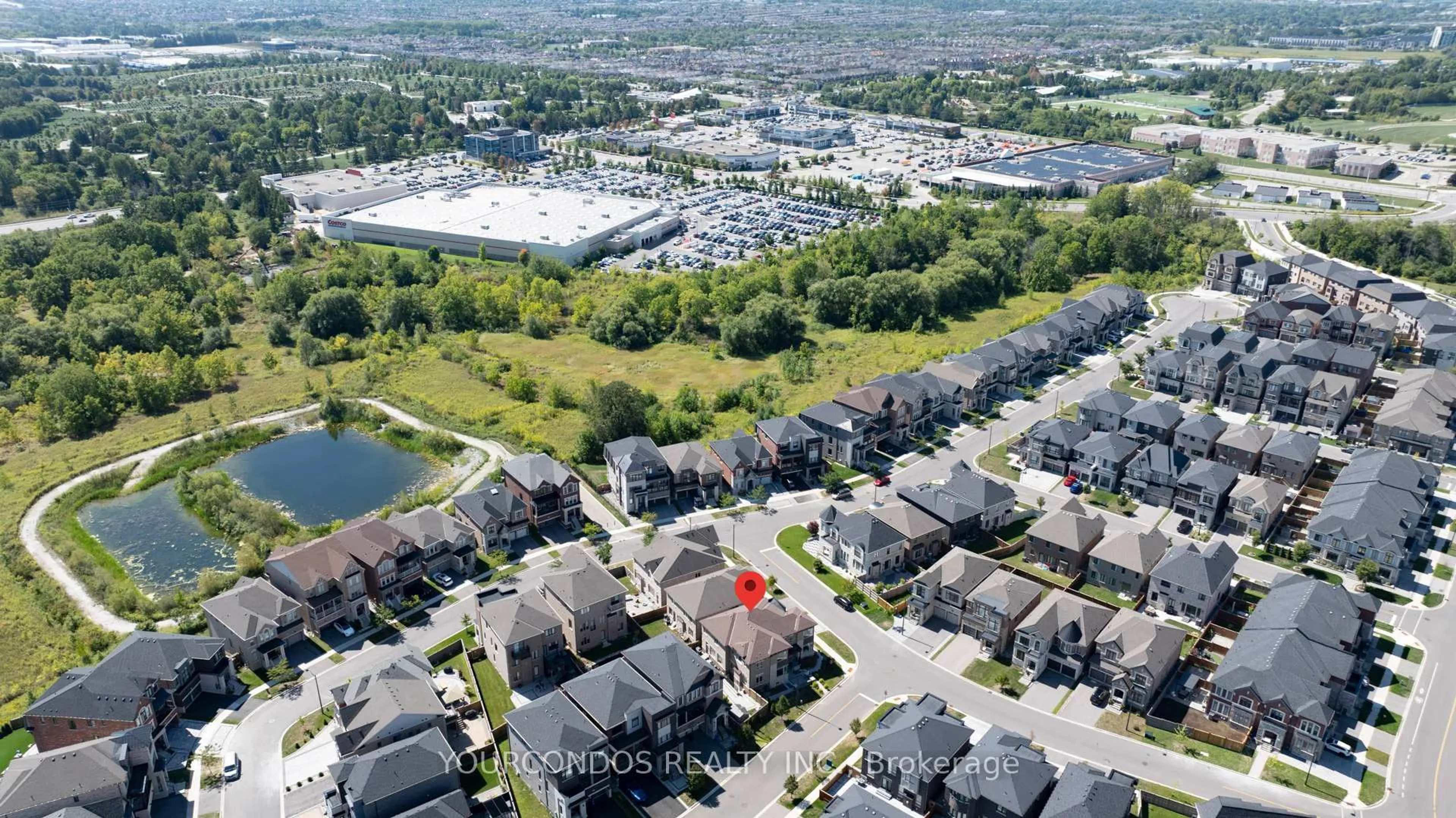 A pic from outside/outdoor area/front of a property/back of a property/a pic from drone, unknown for 9 Seager St, Richmond Hill Ontario L4S 0H1