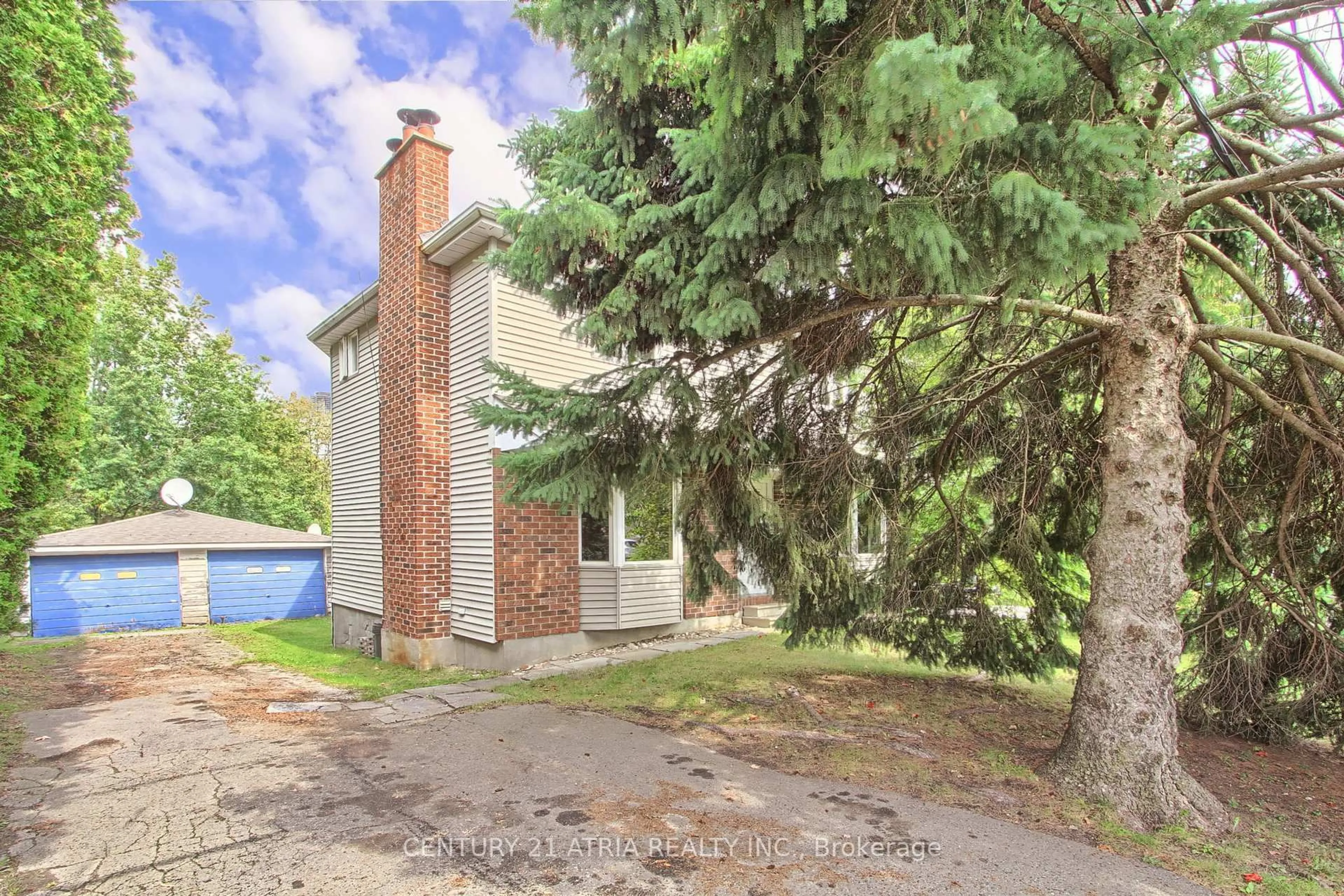Home with brick exterior material, street for 6 Penny Pl, Richmond Hill Ontario L4E 2W4