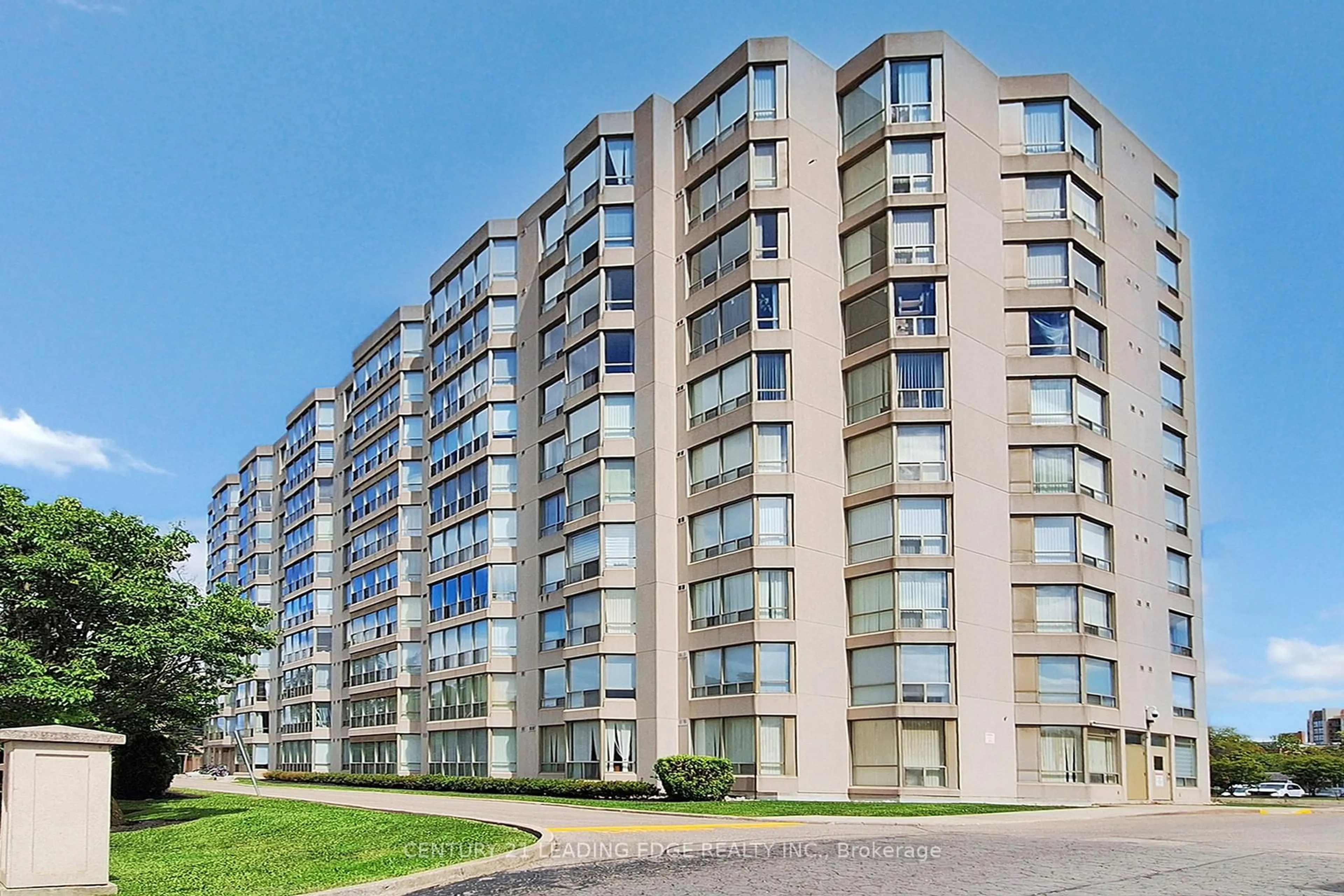 Unknown for 309 Major Mackenzie Dr #413, Richmond Hill Ontario L4C 9V5