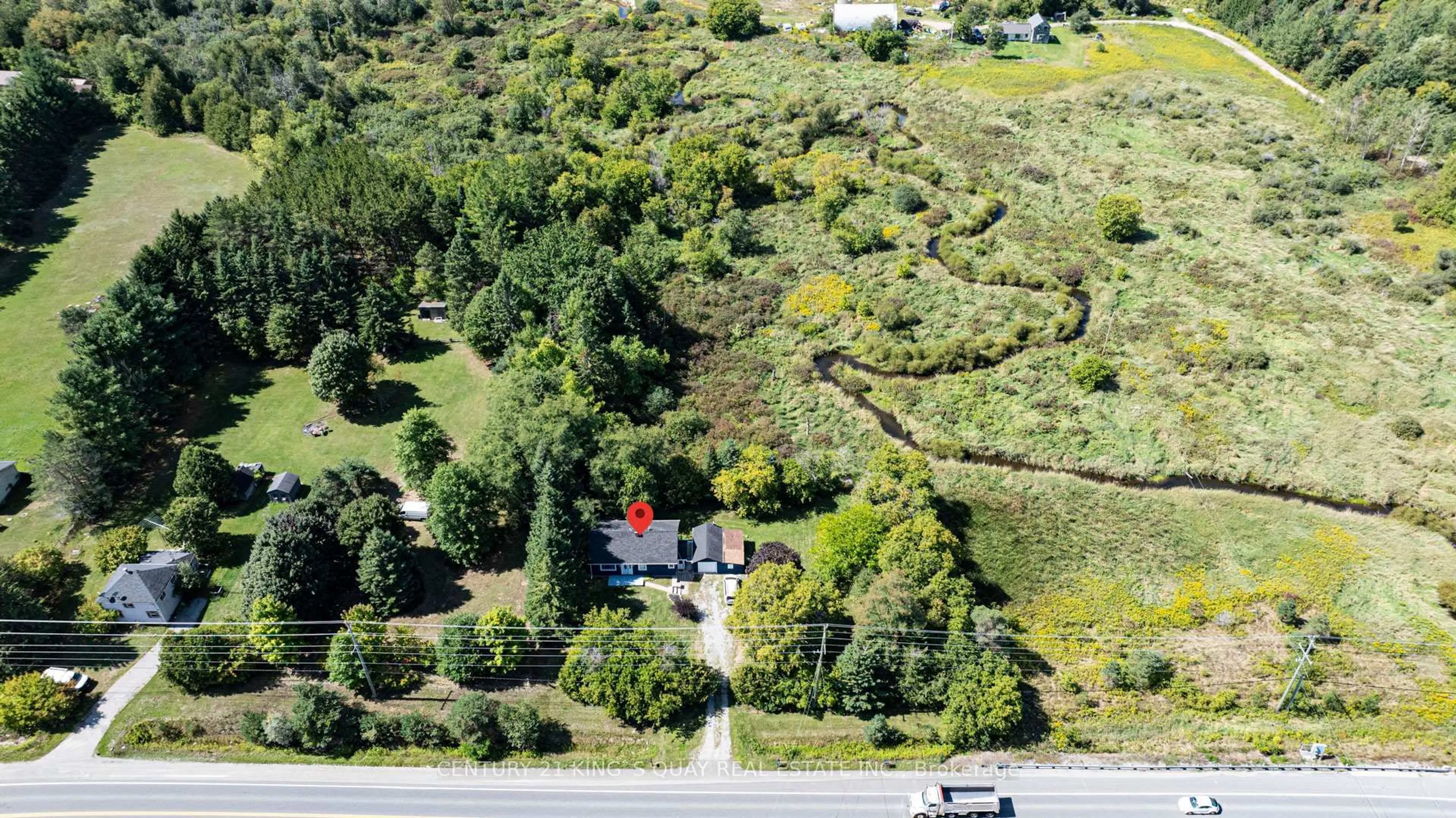 A pic from outside/outdoor area/front of a property/back of a property/a pic from drone, street for 21726 48, East Gwillimbury Ontario L0G 1M0