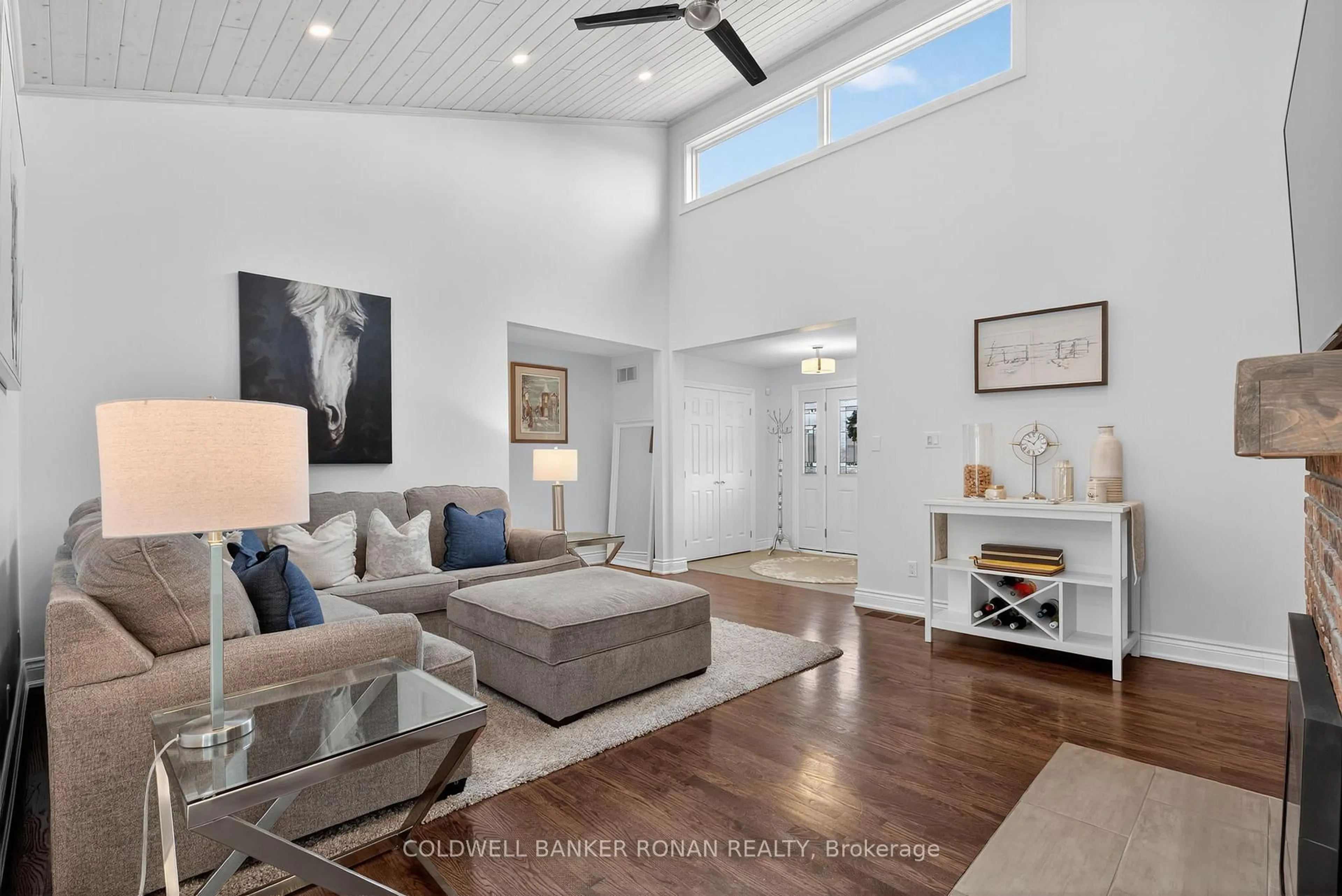 Living room with furniture, unknown for 22 Mulock Dr, Bradford West Gwillimbury Ontario L0G 1B0