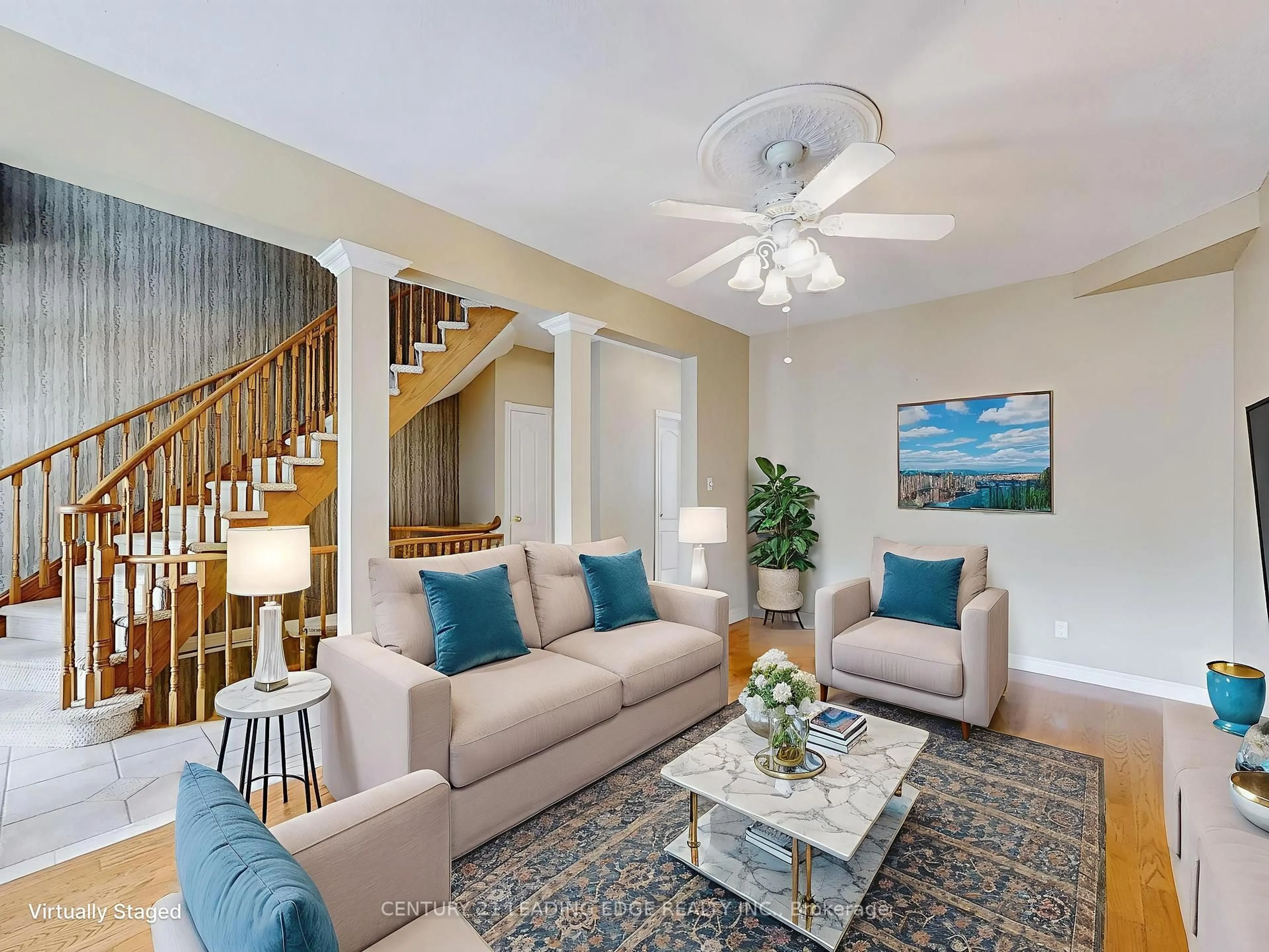 Living room with furniture, unknown for 977 Lake Dr, Georgina Ontario L0E 1L0