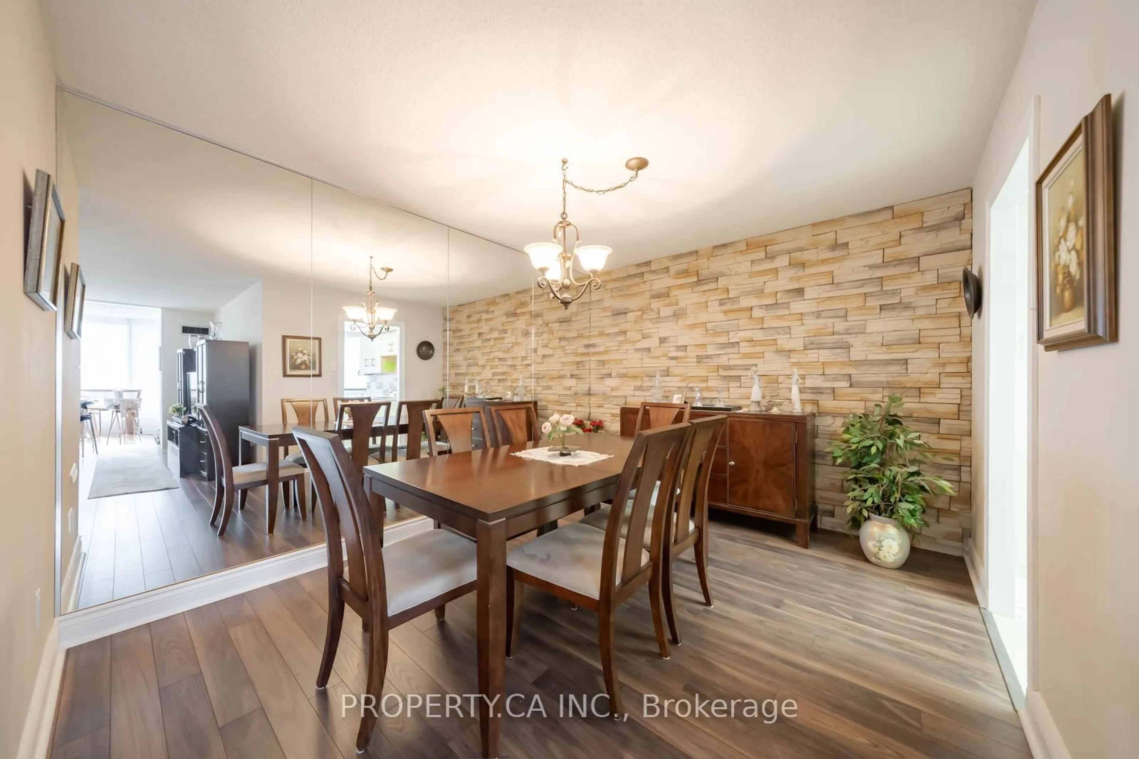 Dining room, unknown for 7460 Bathurst St #605, Vaughan Ontario L4J 7K9
