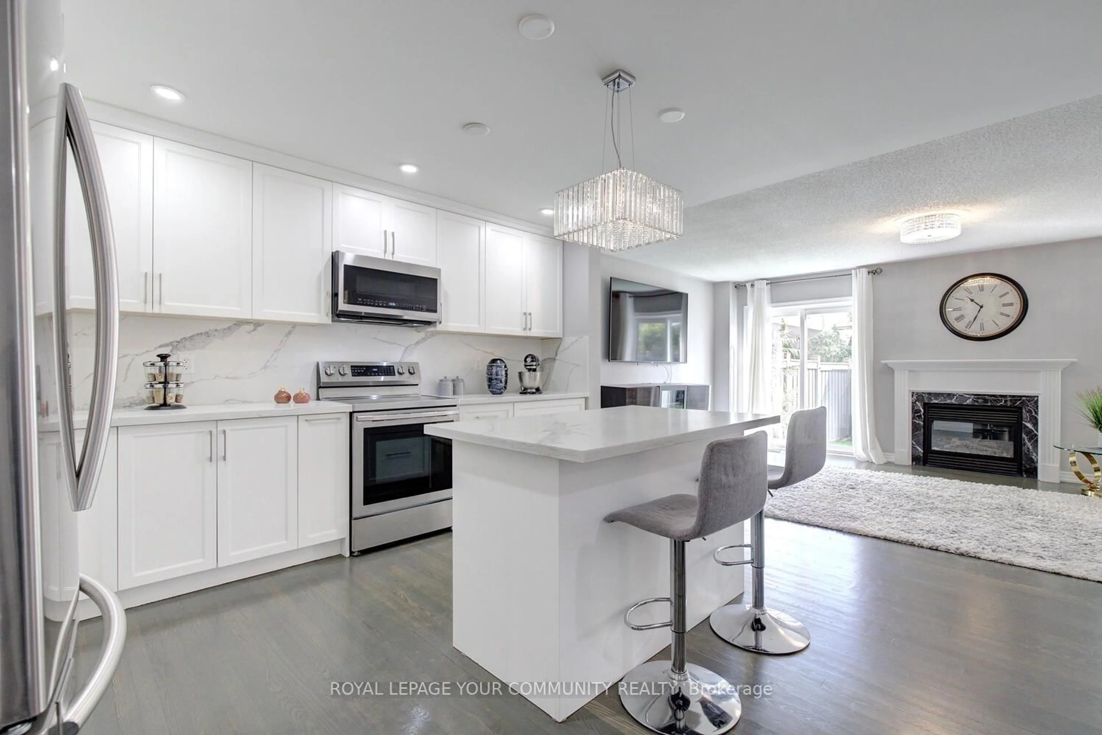 Open concept kitchen, ceramic/tile floor for 59 Kavala St, Vaughan Ontario L6A 0P6