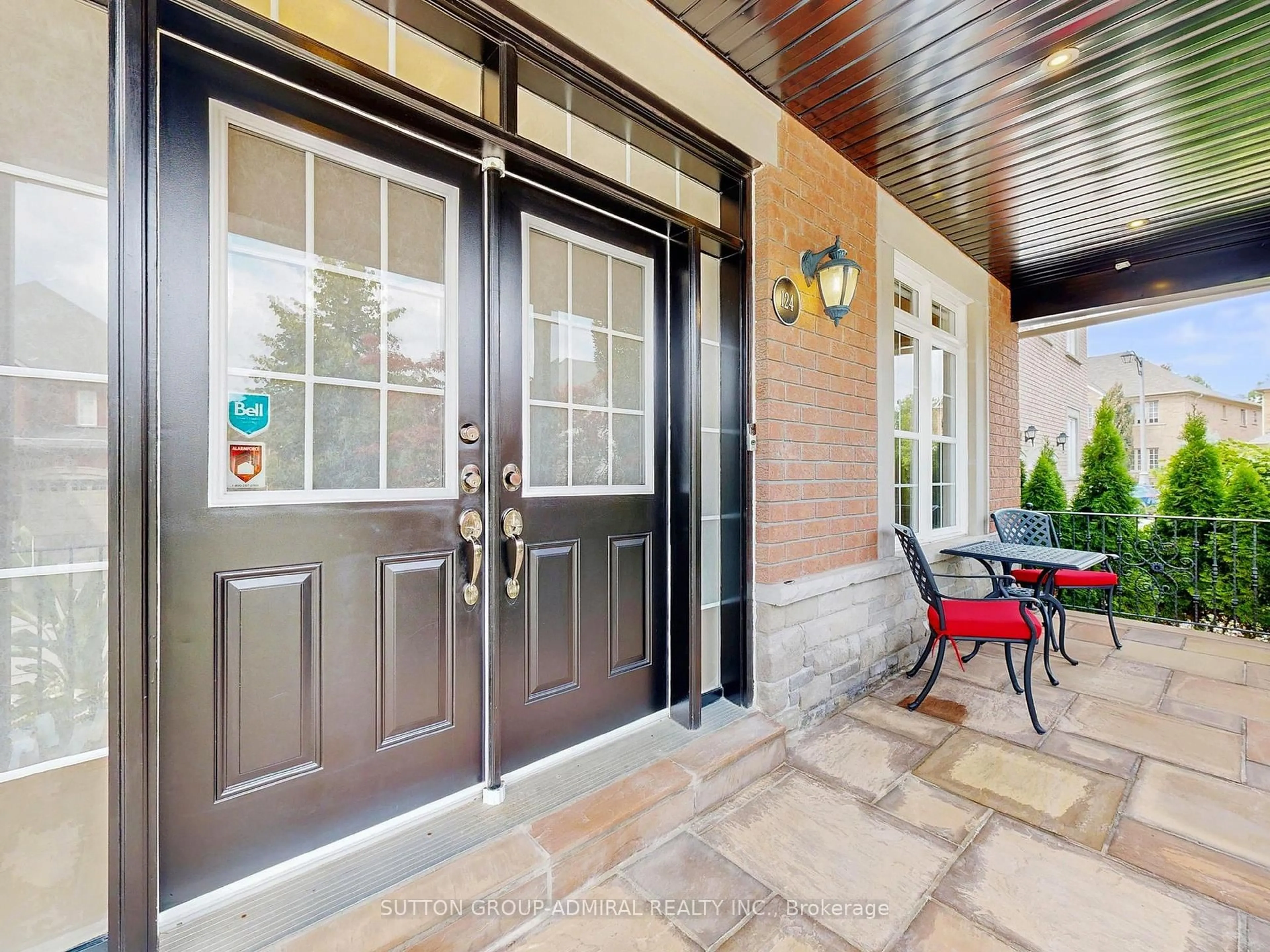 Indoor entryway for 124 Rivermill Cres, Vaughan Ontario L6A 0P7