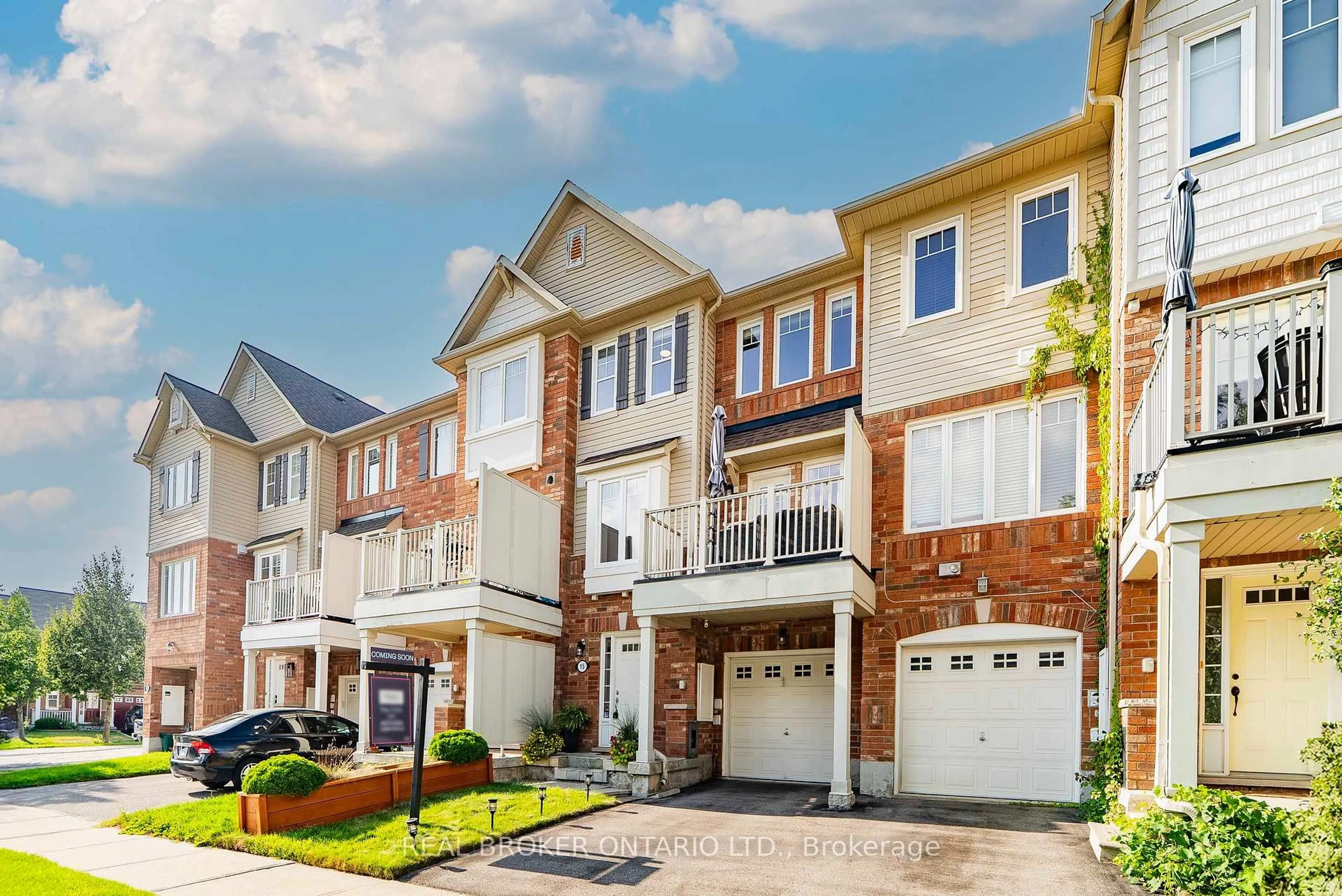 Home with brick exterior material, street for 15 Muston Lane, Whitchurch-Stouffville Ontario L4A 0P9