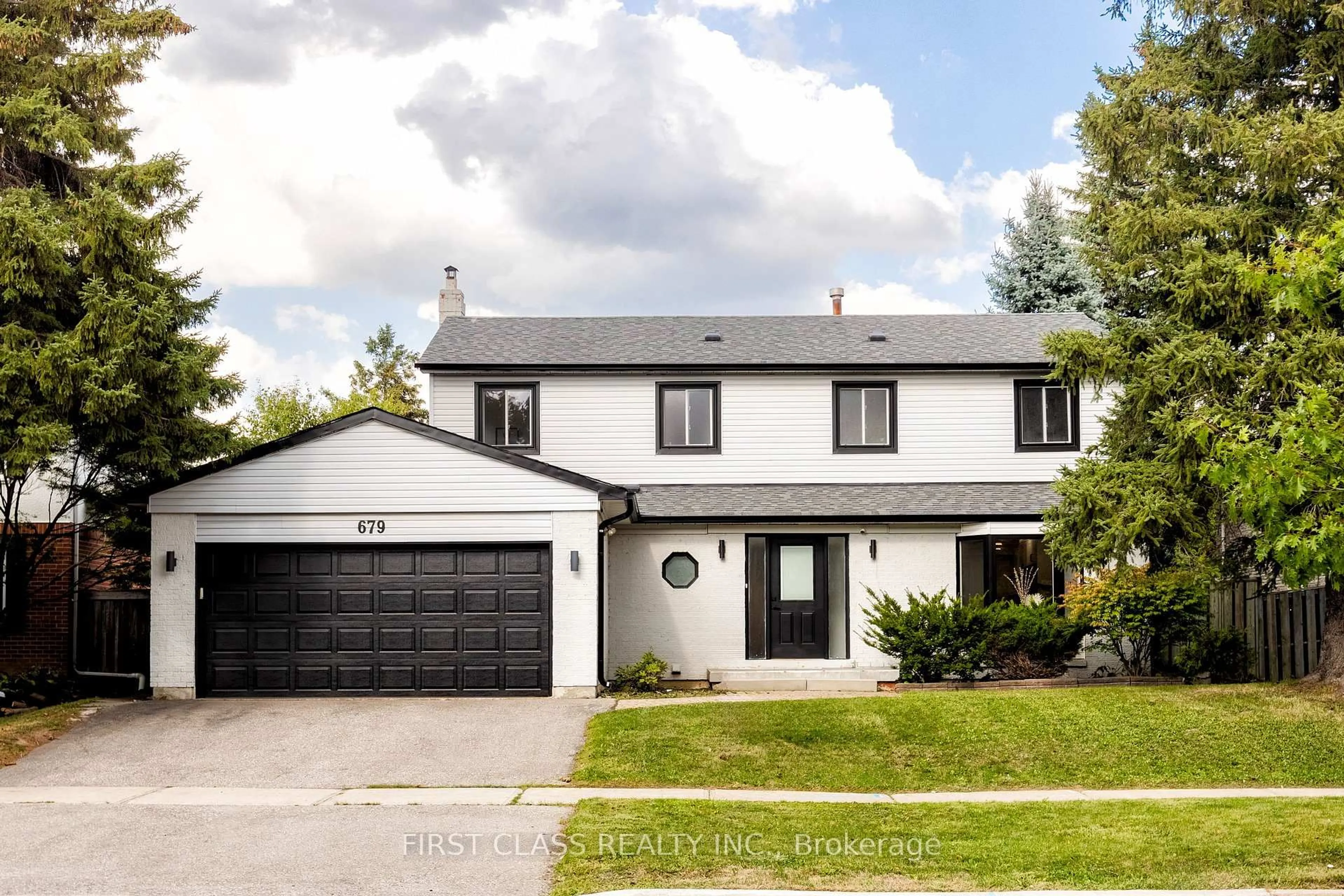 Unknown for 679 Village Pkwy, Markham Ontario L3R 2Y4