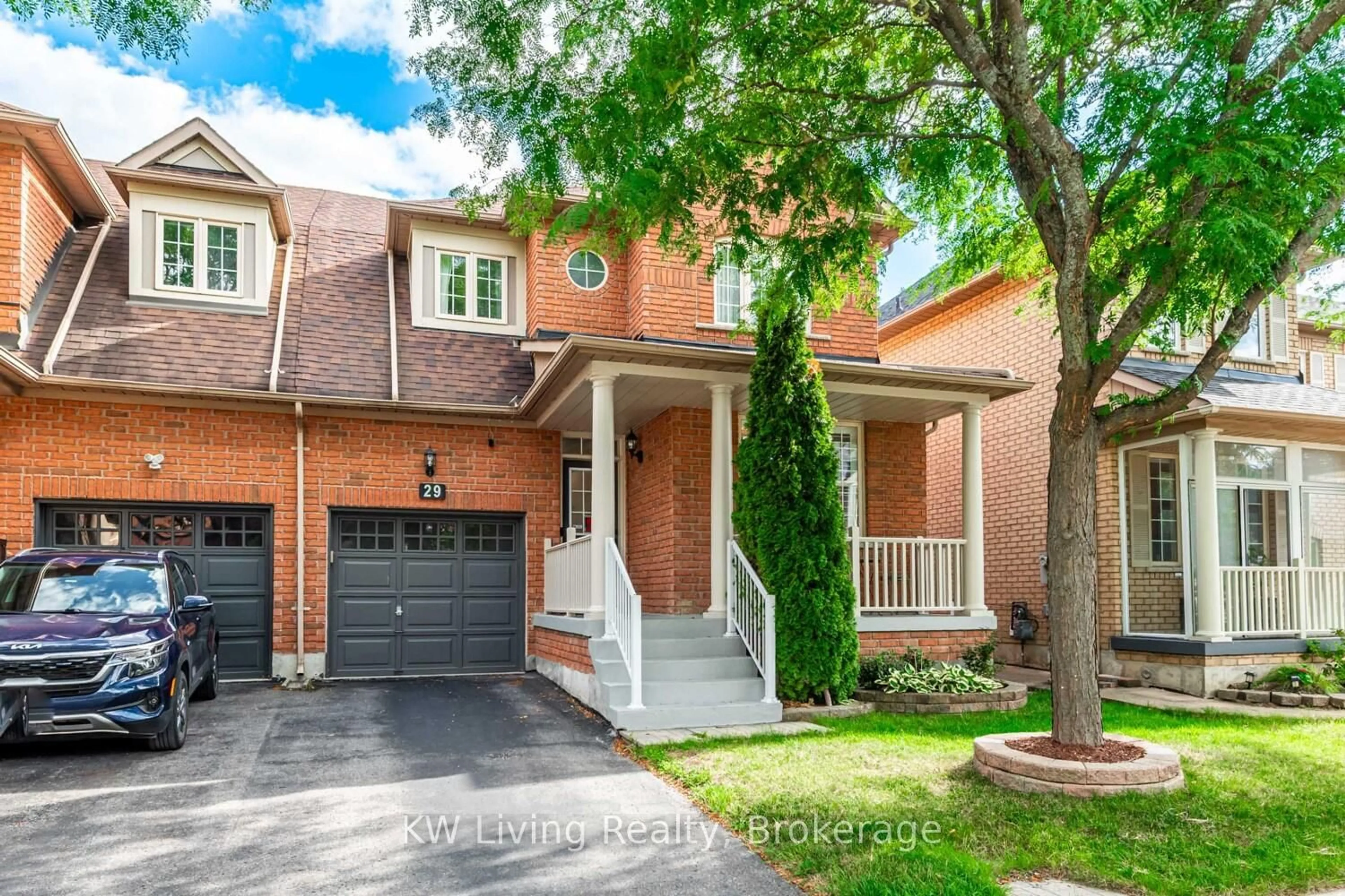 Home with brick exterior material, street for 29 Lakespring Dr, Markham Ontario L6C 2Y9