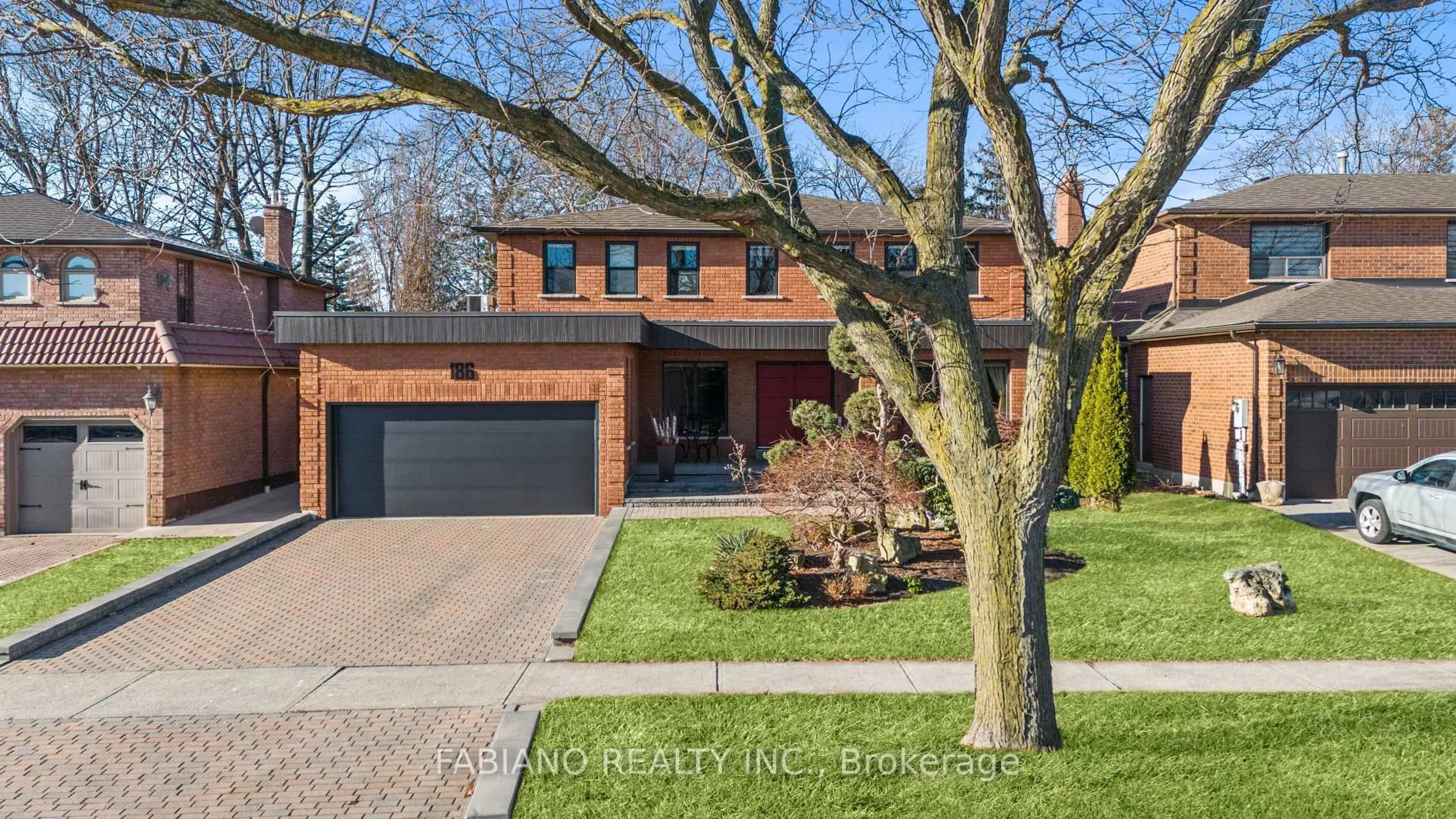 Home with brick exterior material, street for 186 Wigwoss Dr, Vaughan Ontario L4L 4H2