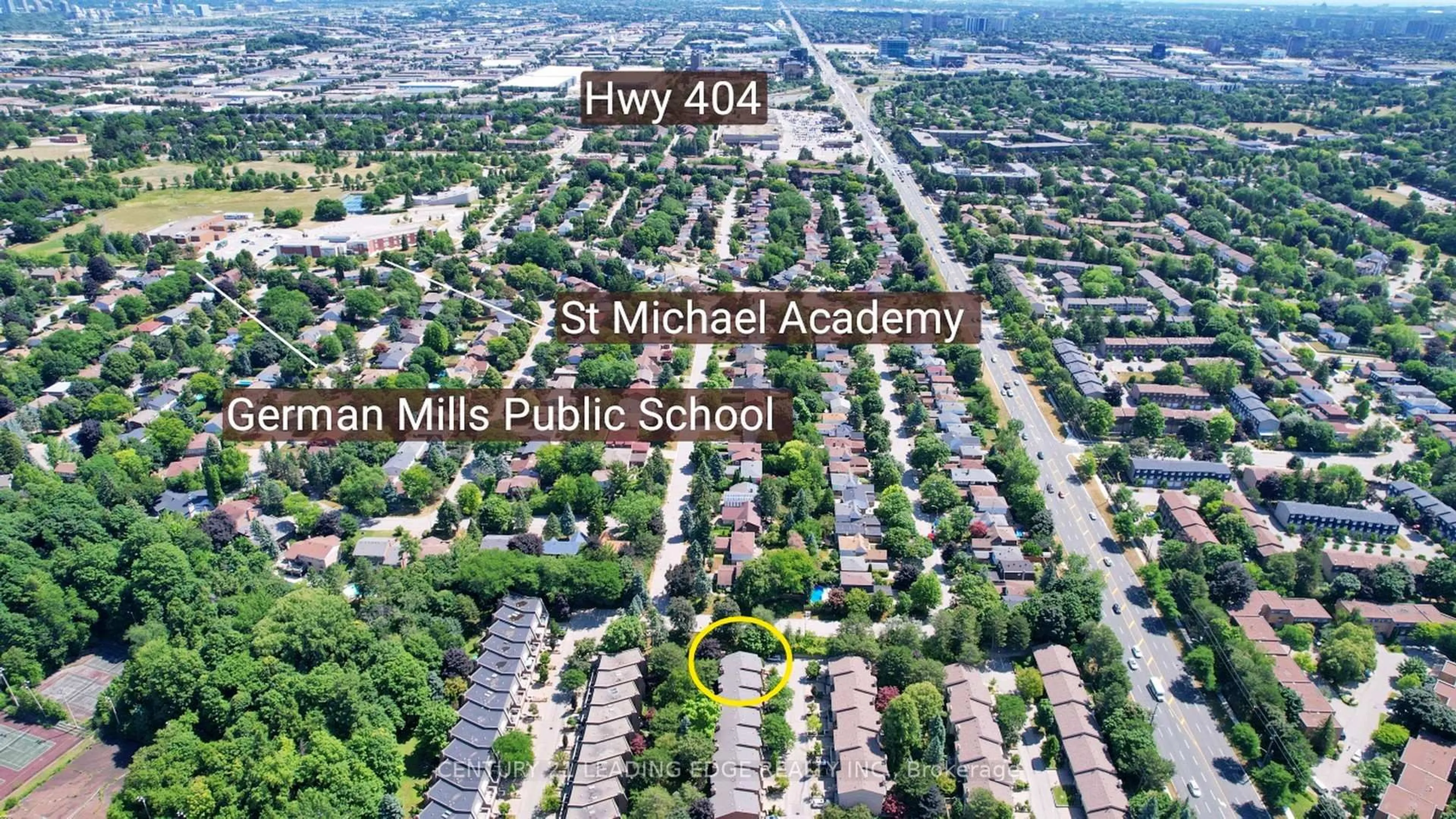 A pic from outside/outdoor area/front of a property/back of a property/a pic from drone, street for 99 Quail Valley Cres, Markham Ontario L3T 4P9