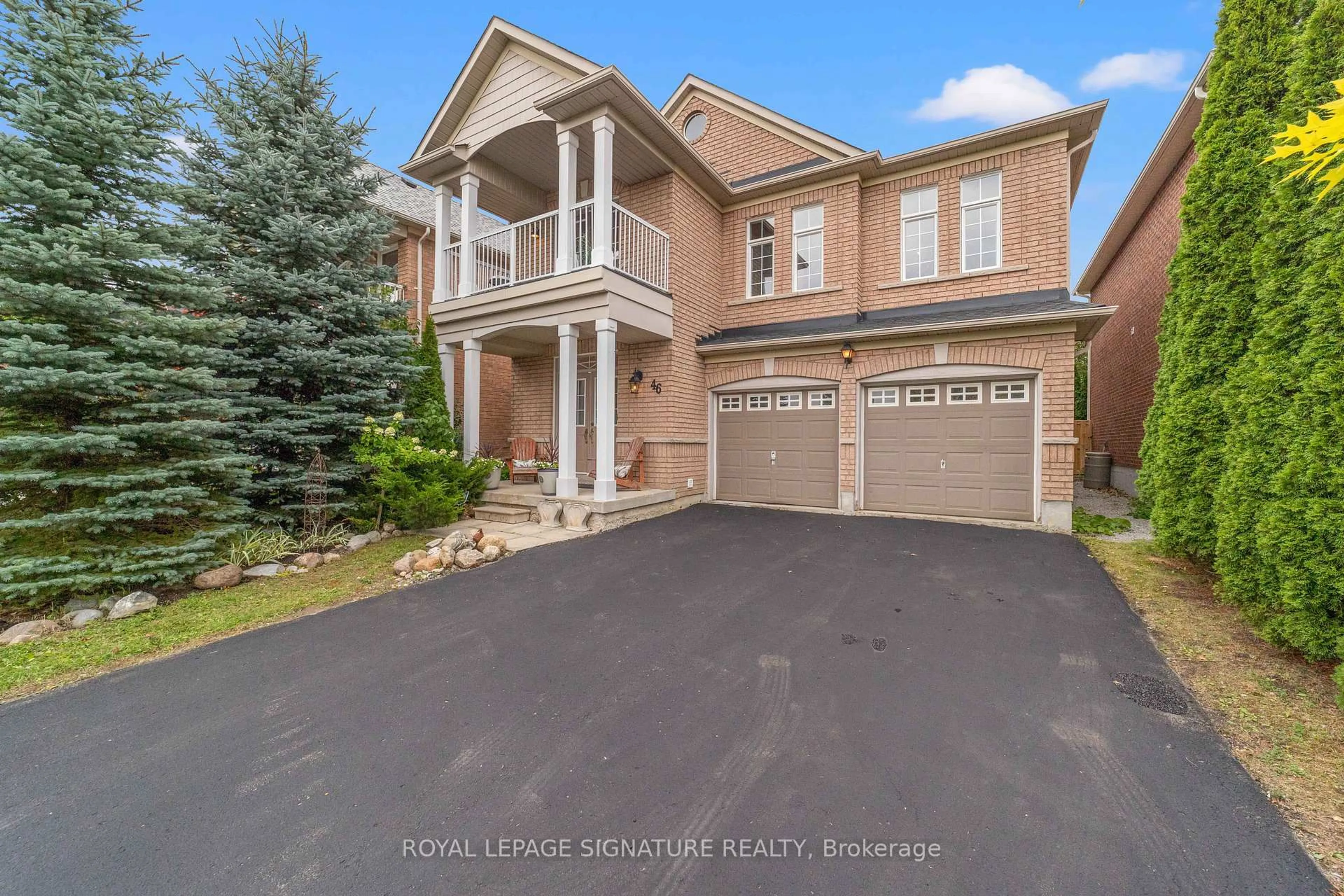 Home with brick exterior material, street for 46 Trish Dr, Richmond Hill Ontario L4E 5C4