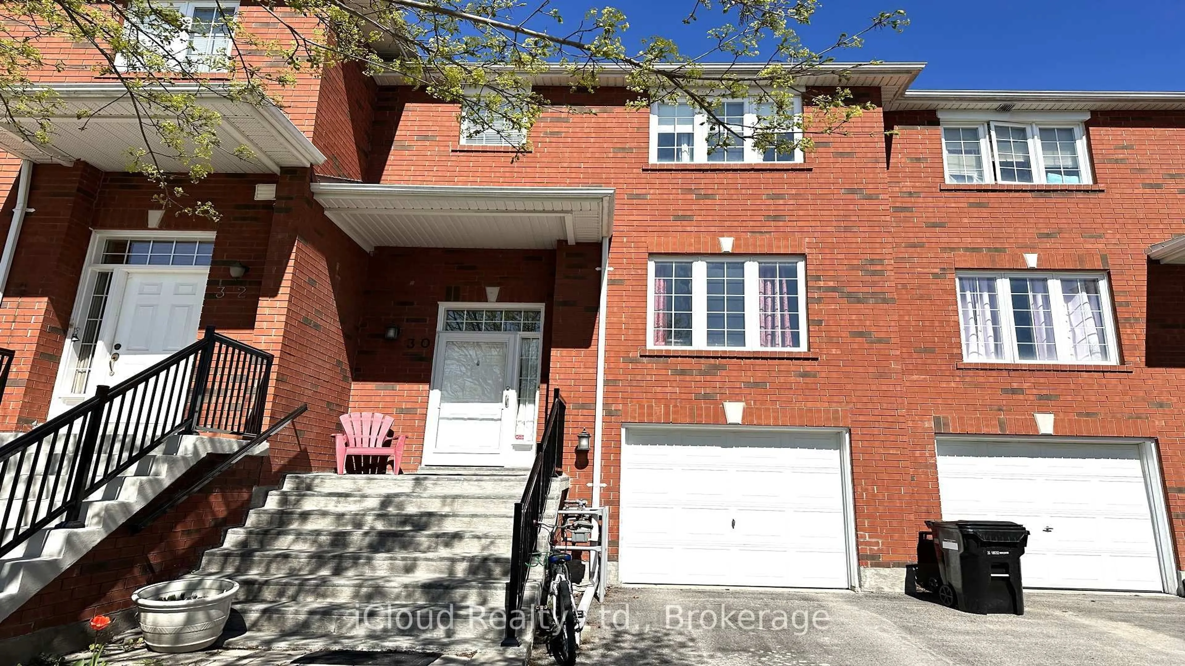 Home with brick exterior material, street for 30 Village Green Lane, Bradford West Gwillimbury Ontario L3Z 3E7