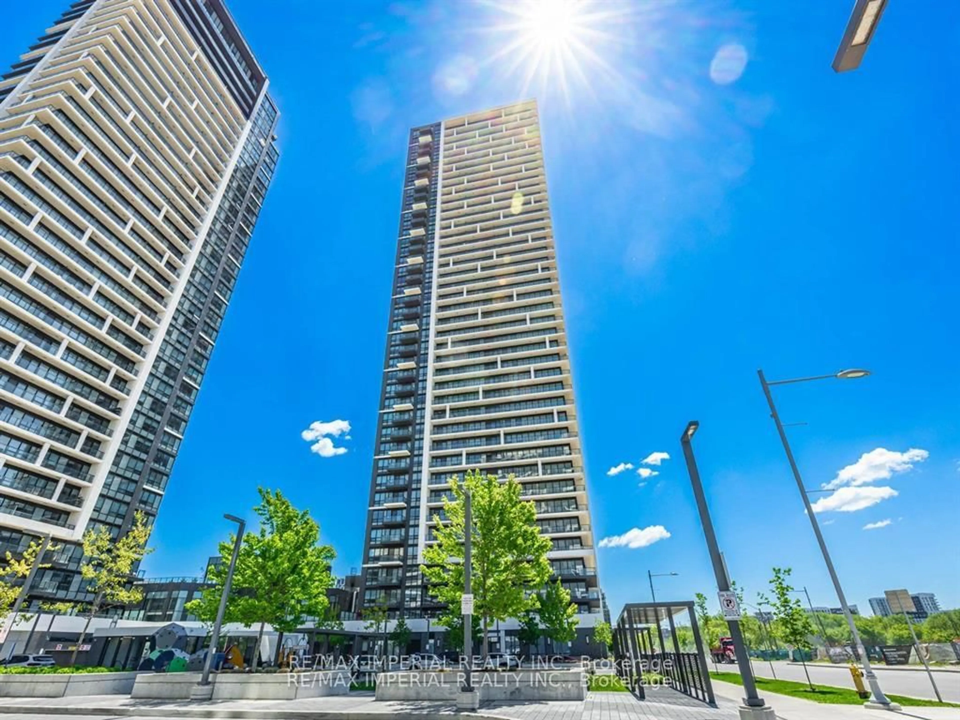 A pic from outside/outdoor area/front of a property/back of a property/a pic from drone, unknown for 8 Water Walk Dr #3205, Markham Ontario L3R 6L4