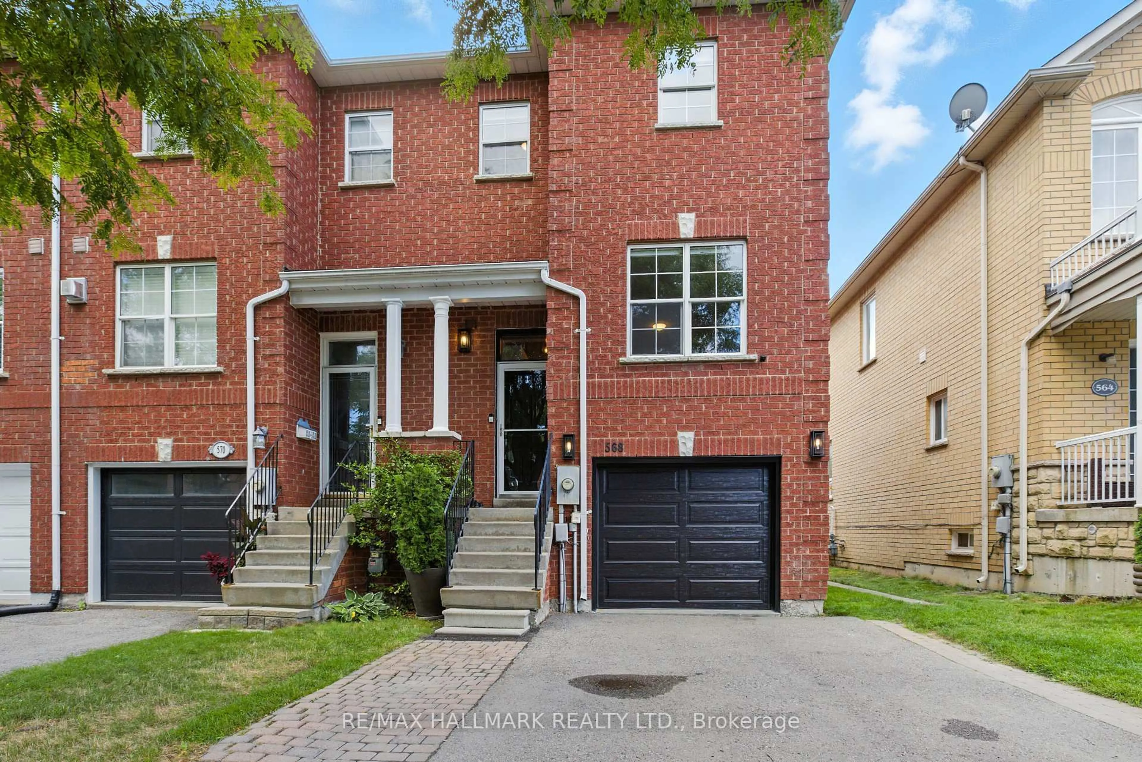 Home with brick exterior material, street for 568 Legresley Lane, Newmarket Ontario L3Y 8R8