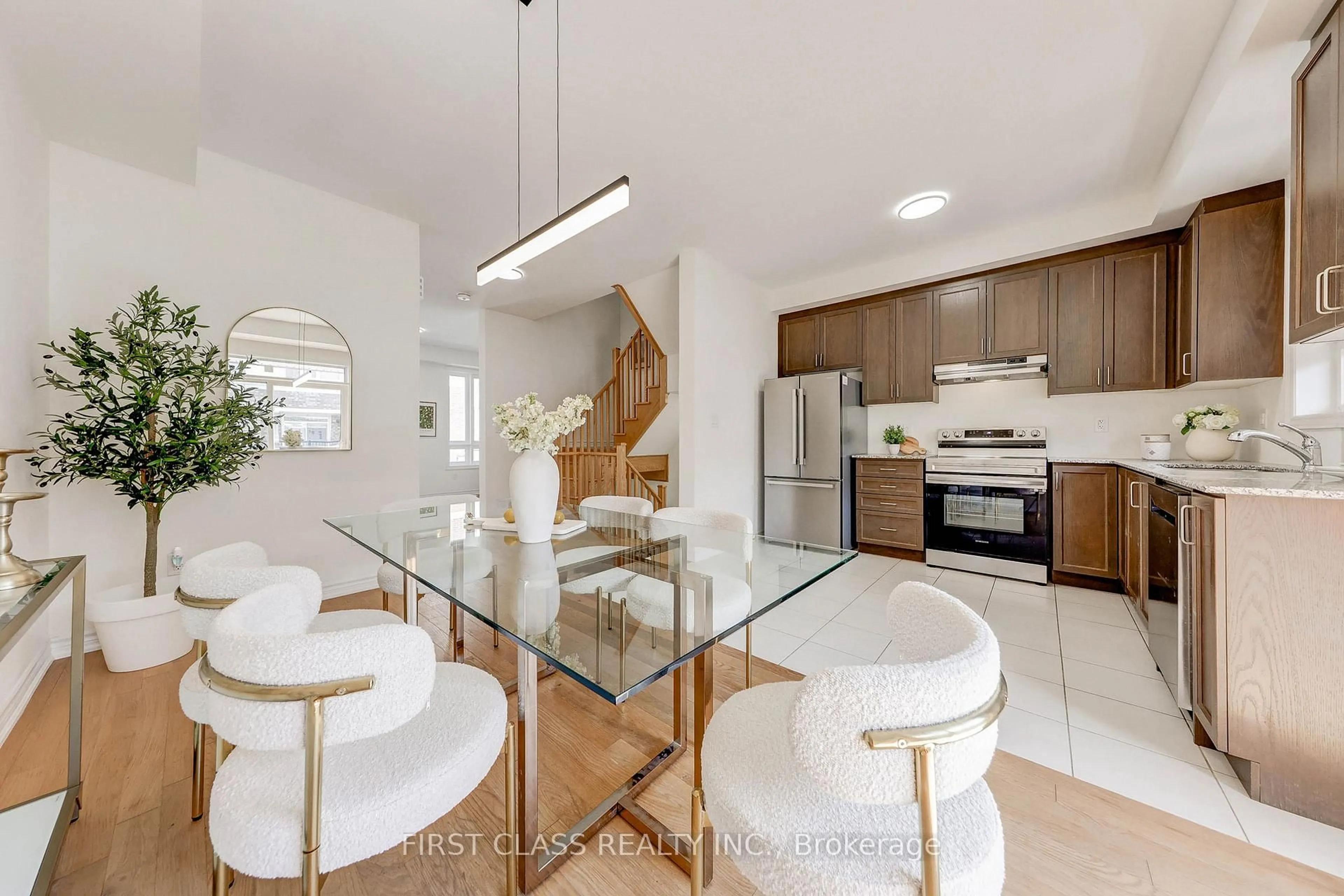 Open concept kitchen, unknown for 22 Massachusetts Lane, Markham Ontario L6E 0V6