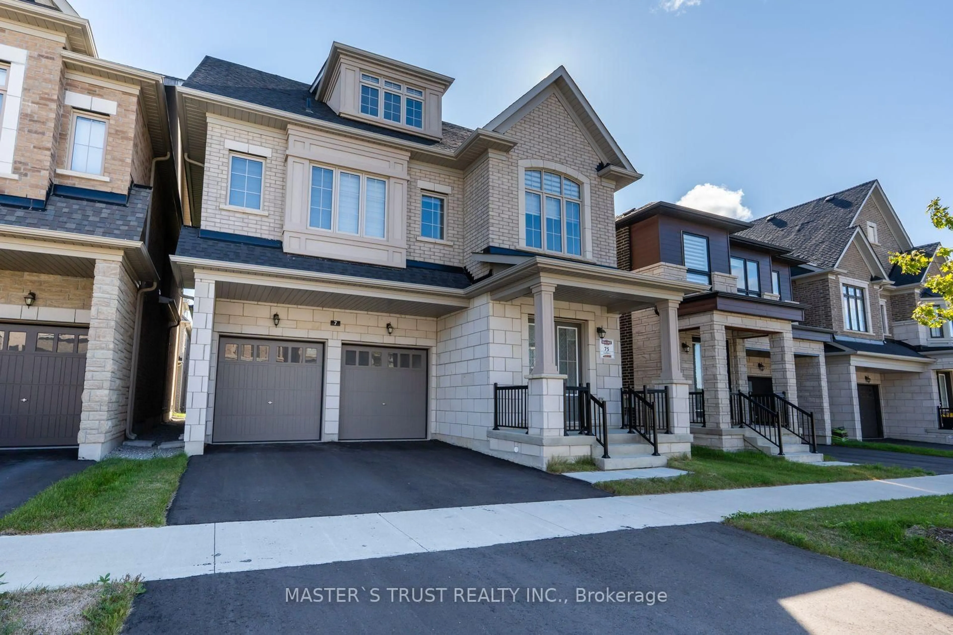 Home with brick exterior material, street for 7 Fauchard St, Richmond Hill Ontario L4E 1J6