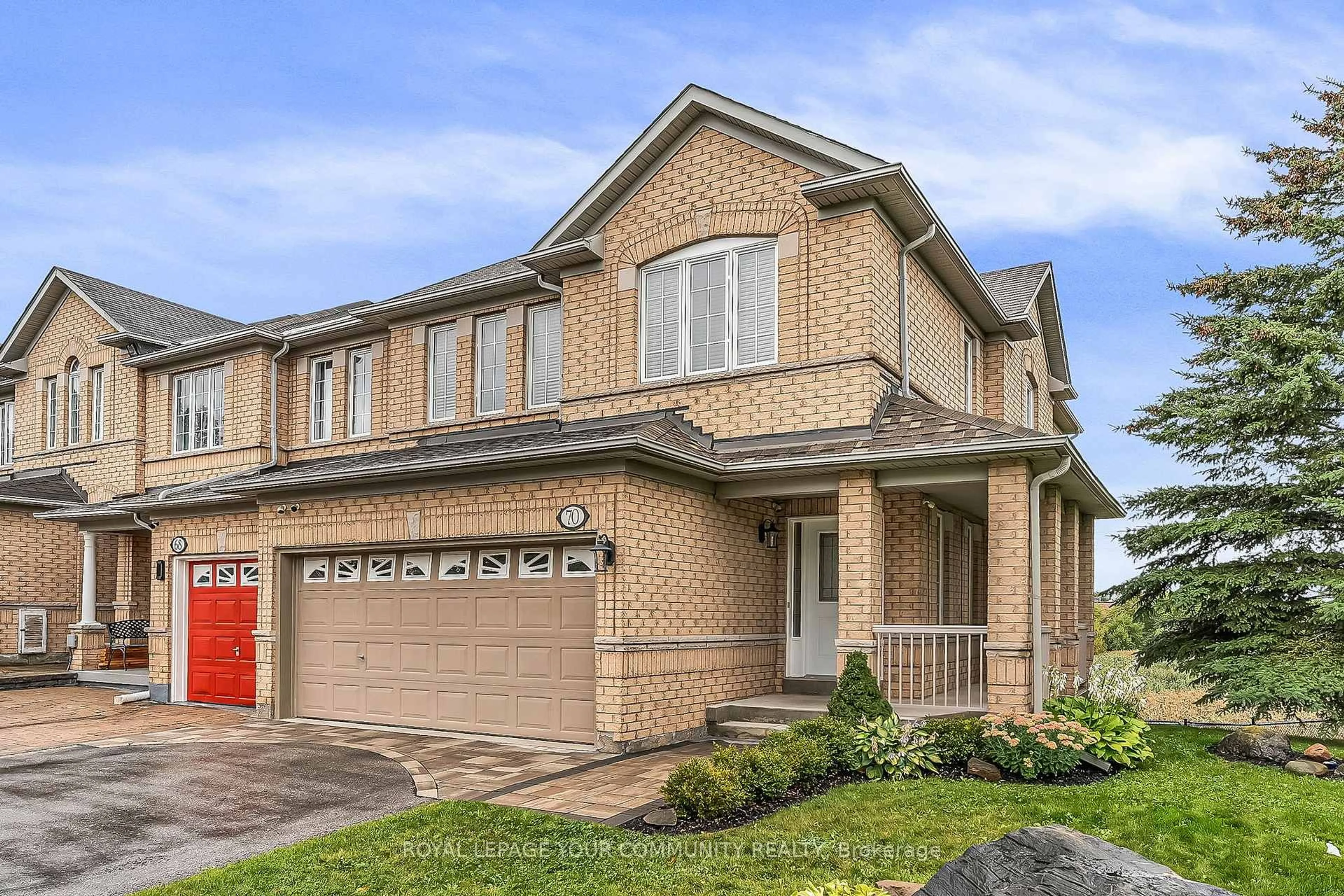 Home with brick exterior material, street for 70 Millcliff Circ, Aurora Ontario L4G 7N9