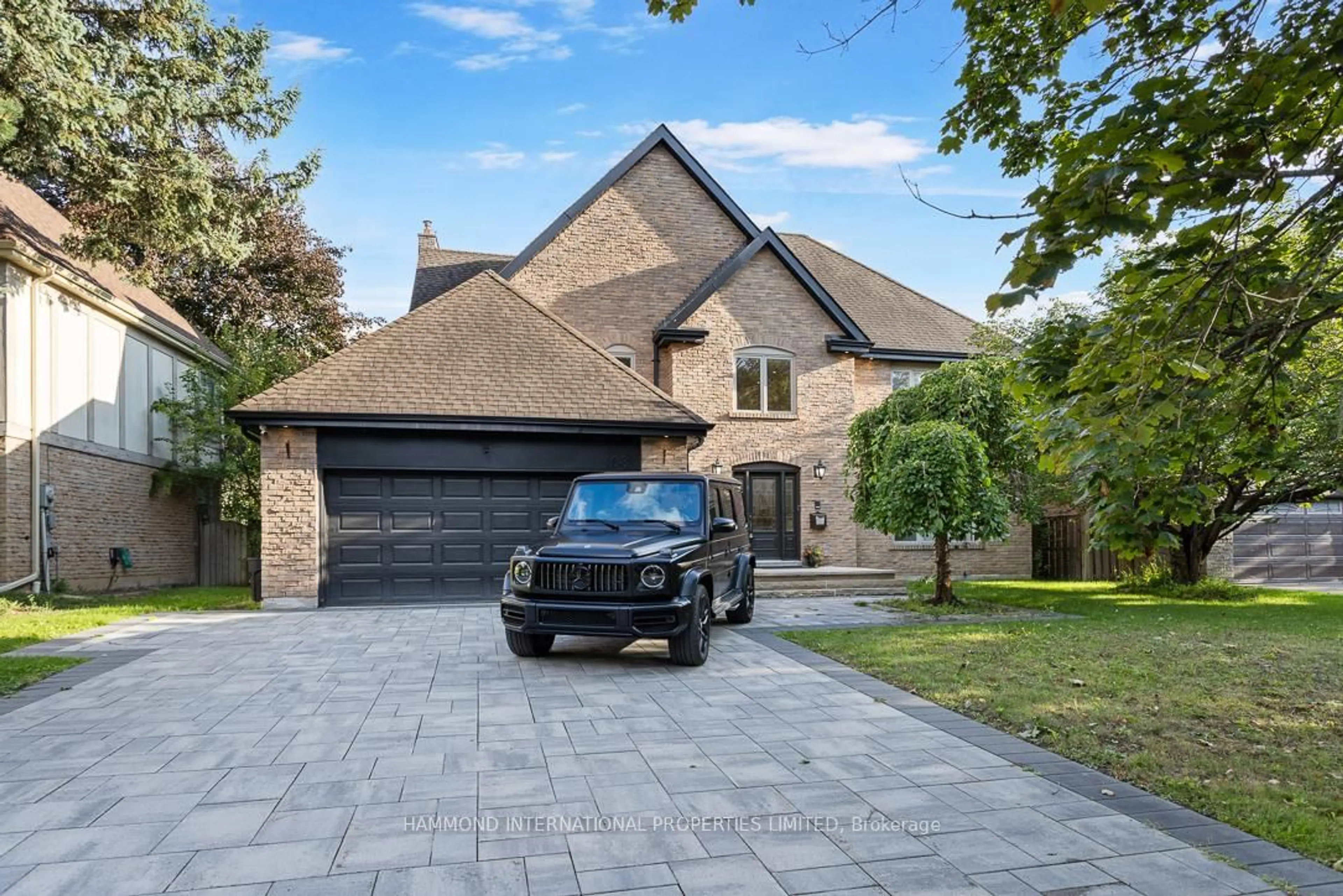 Home with brick exterior material, street for 108 Winchester Lane, Richmond Hill Ontario L4C 6Y7