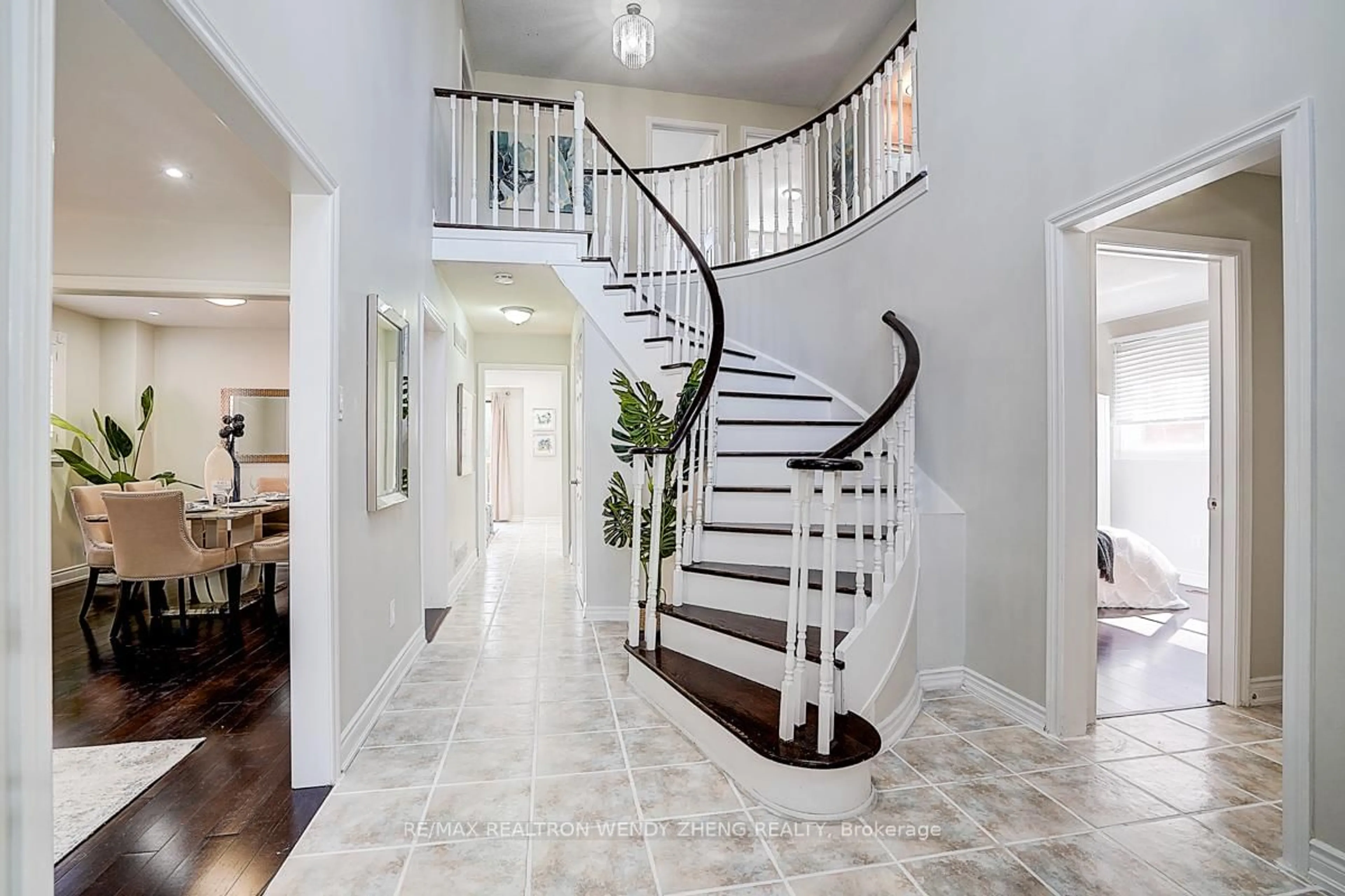 Unknown for 31 Durant Cres, Markham Ontario L3S 3A3